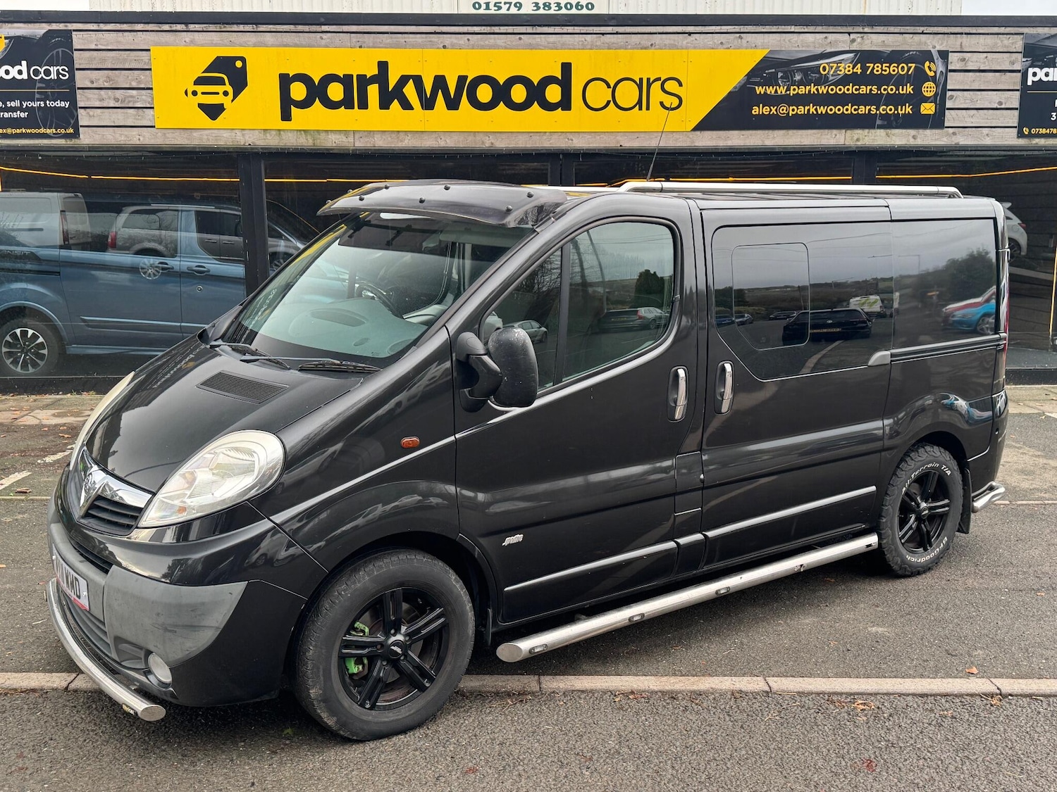 Used Vauxhall Vivaro 2011 for sale - 77143597: Photo 2