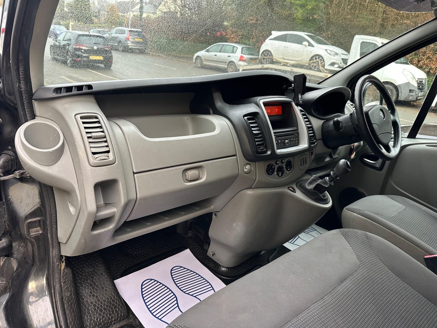 Used Vauxhall Vivaro 2011 for sale - 77143597: Photo 32