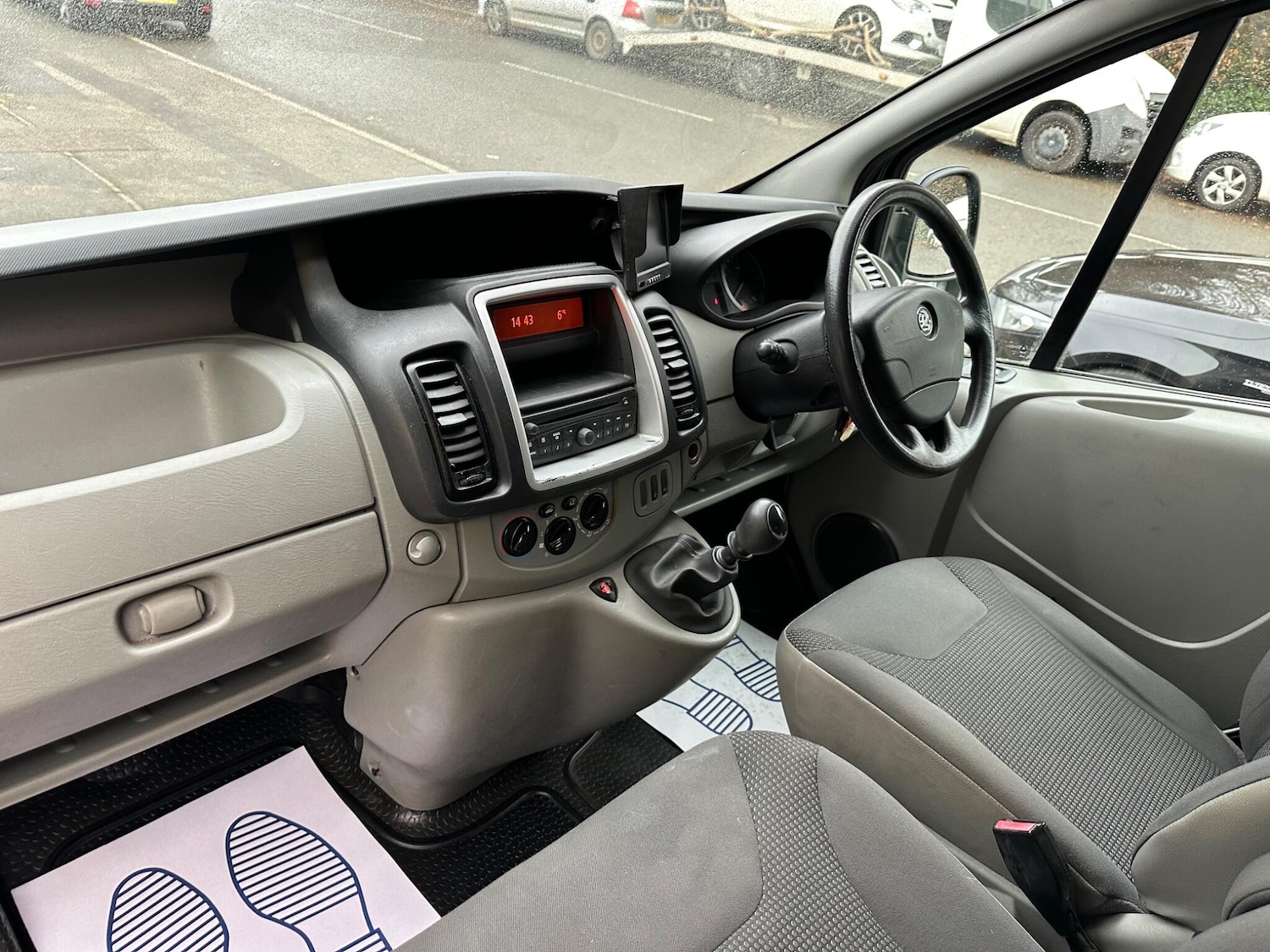 Used Vauxhall Vivaro 2011 for sale - 77143597: Photo 35