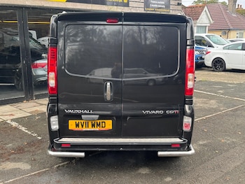 Used Vauxhall Vivaro 2011 for sale - 77143597: Photo