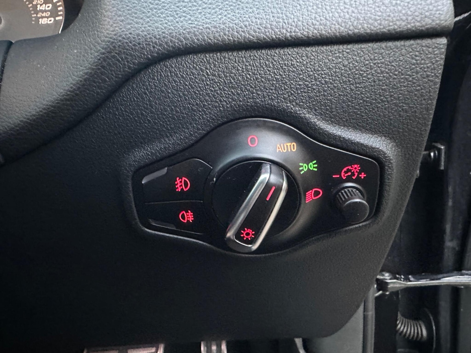 Used Audi Q5 2014 for sale - 76607178: Photo 25