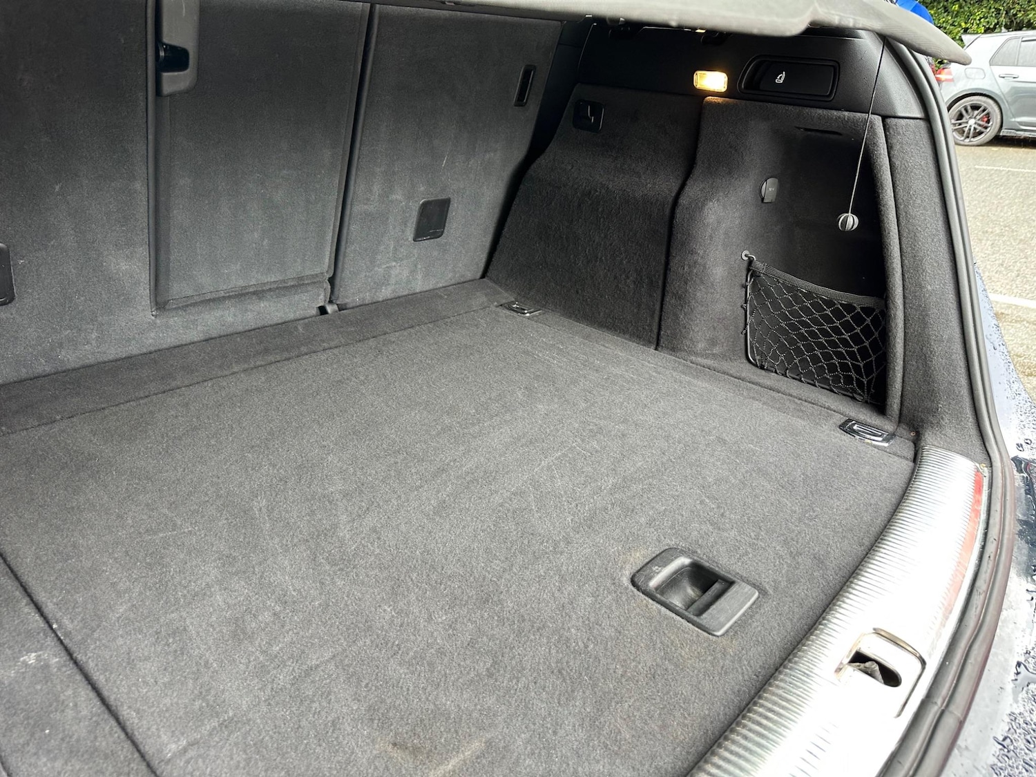 Vehicle 33