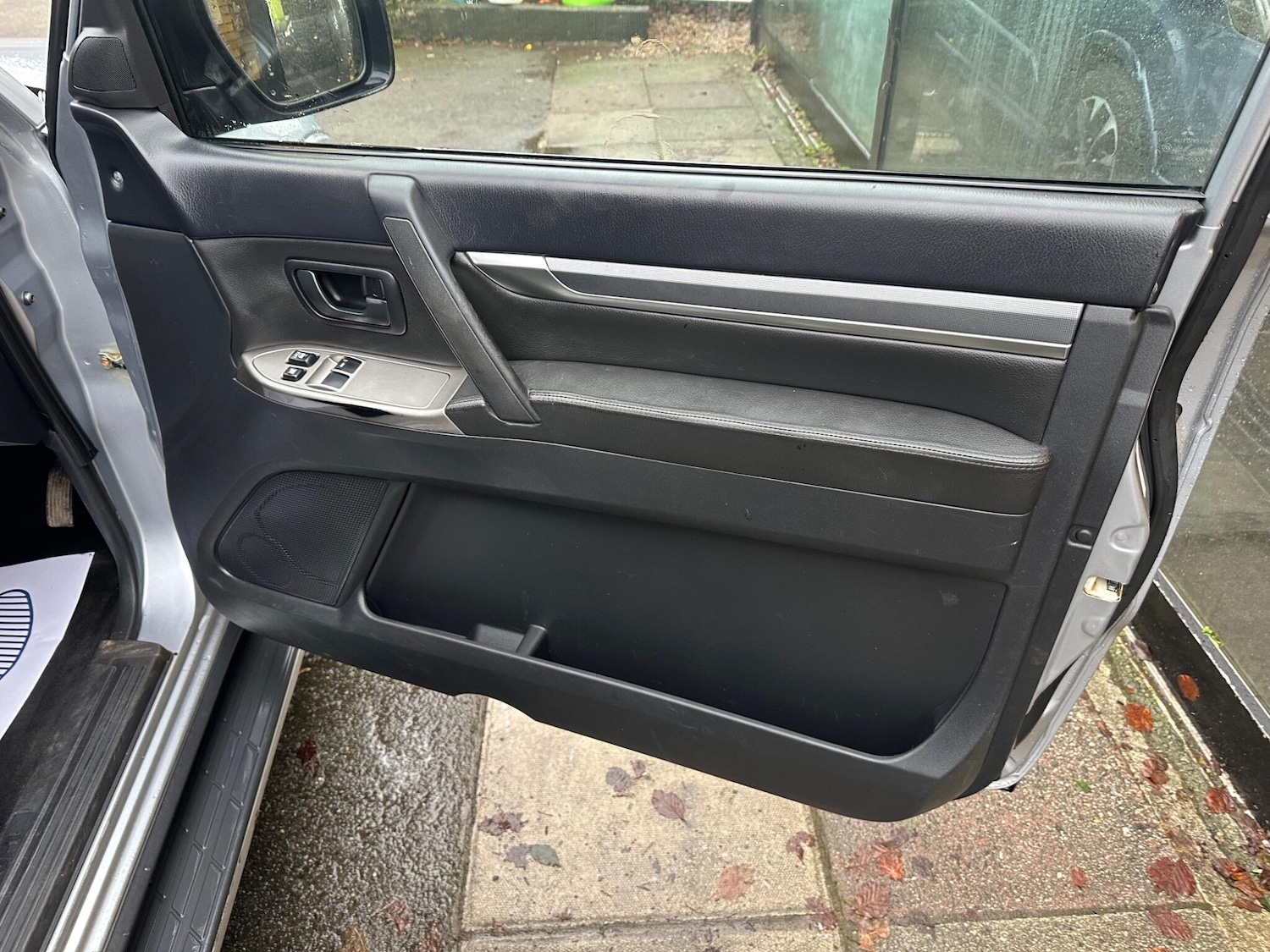 Used Mitsubishi Shogun 2013 for sale - 77216035: Photo 12