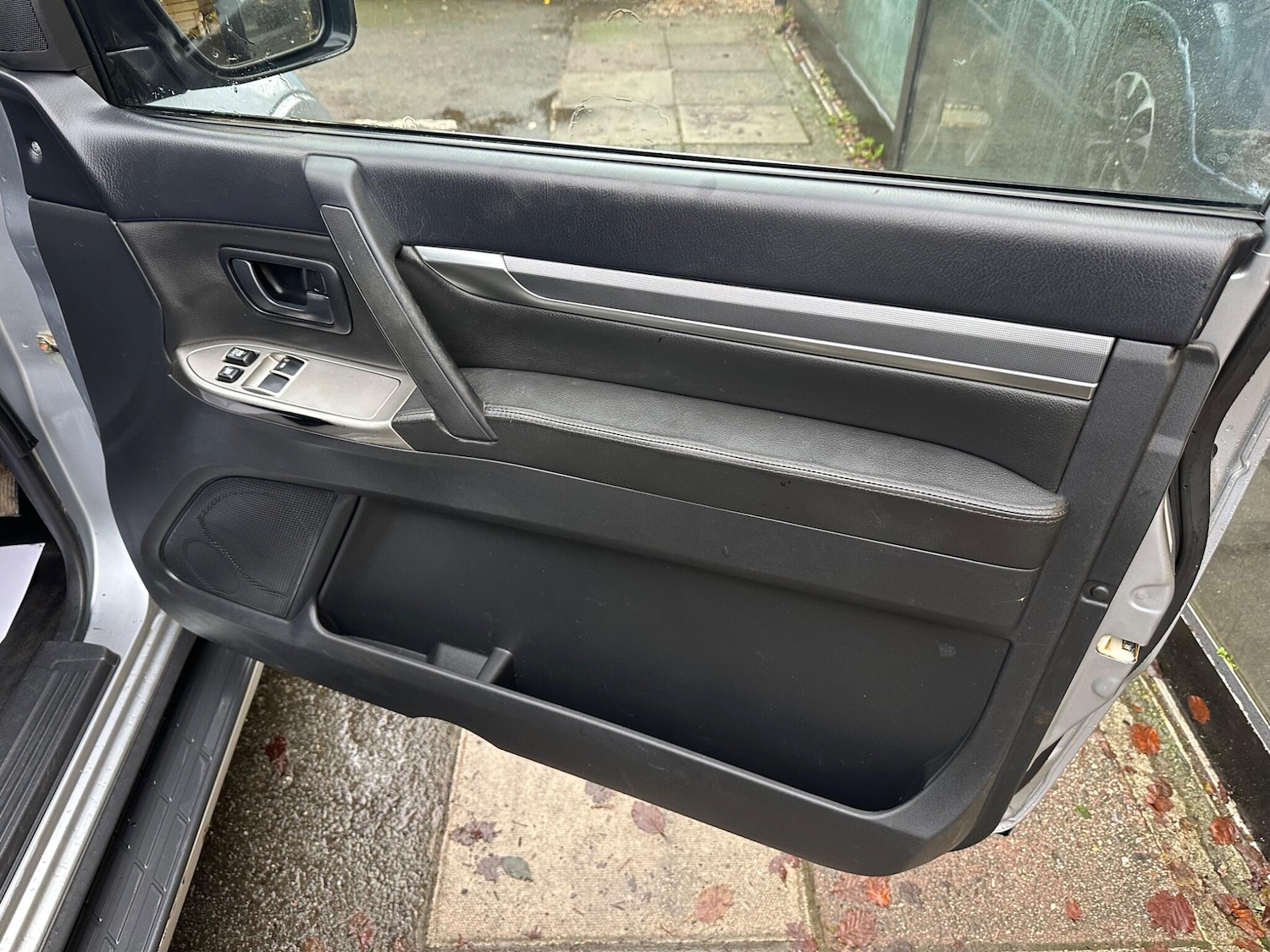 Used Mitsubishi Shogun 2013 for sale - 77216035: Photo 14