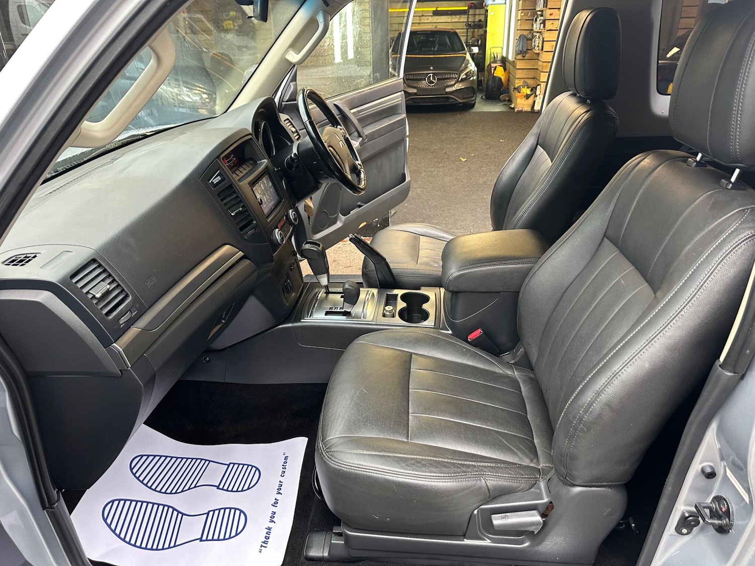 Used Mitsubishi Shogun 2013 for sale - 77216035: Photo 38