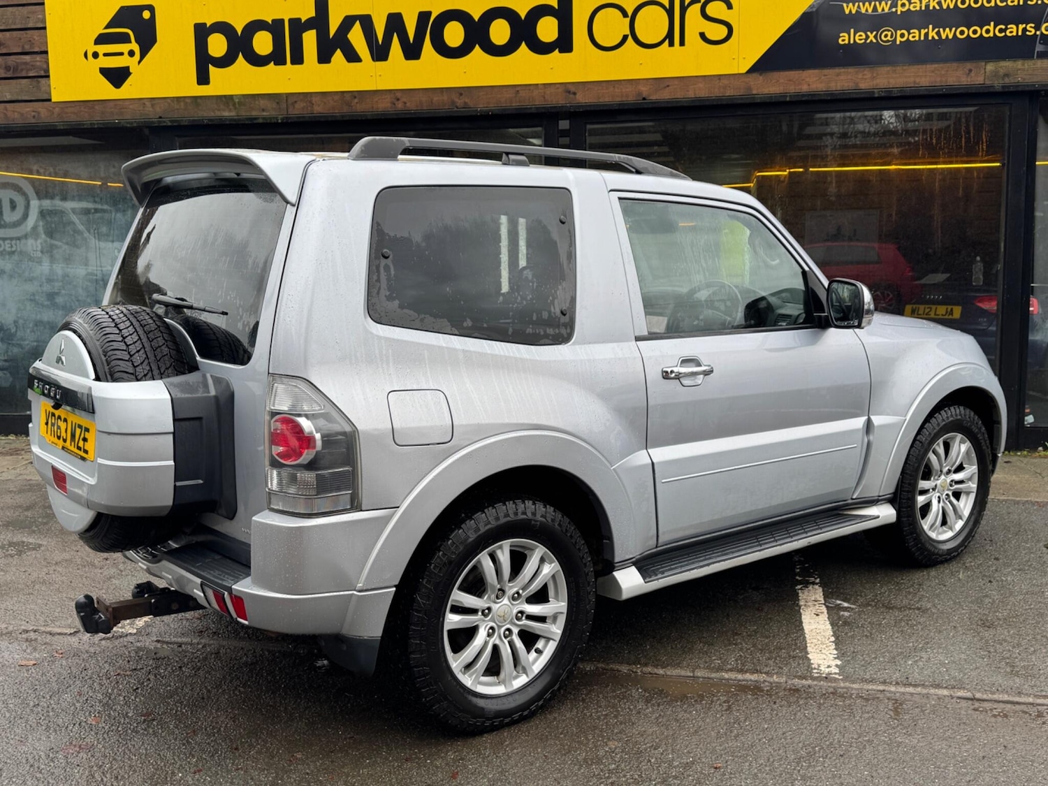 Used Mitsubishi Shogun 2013 for sale - 77216035: Photo 7