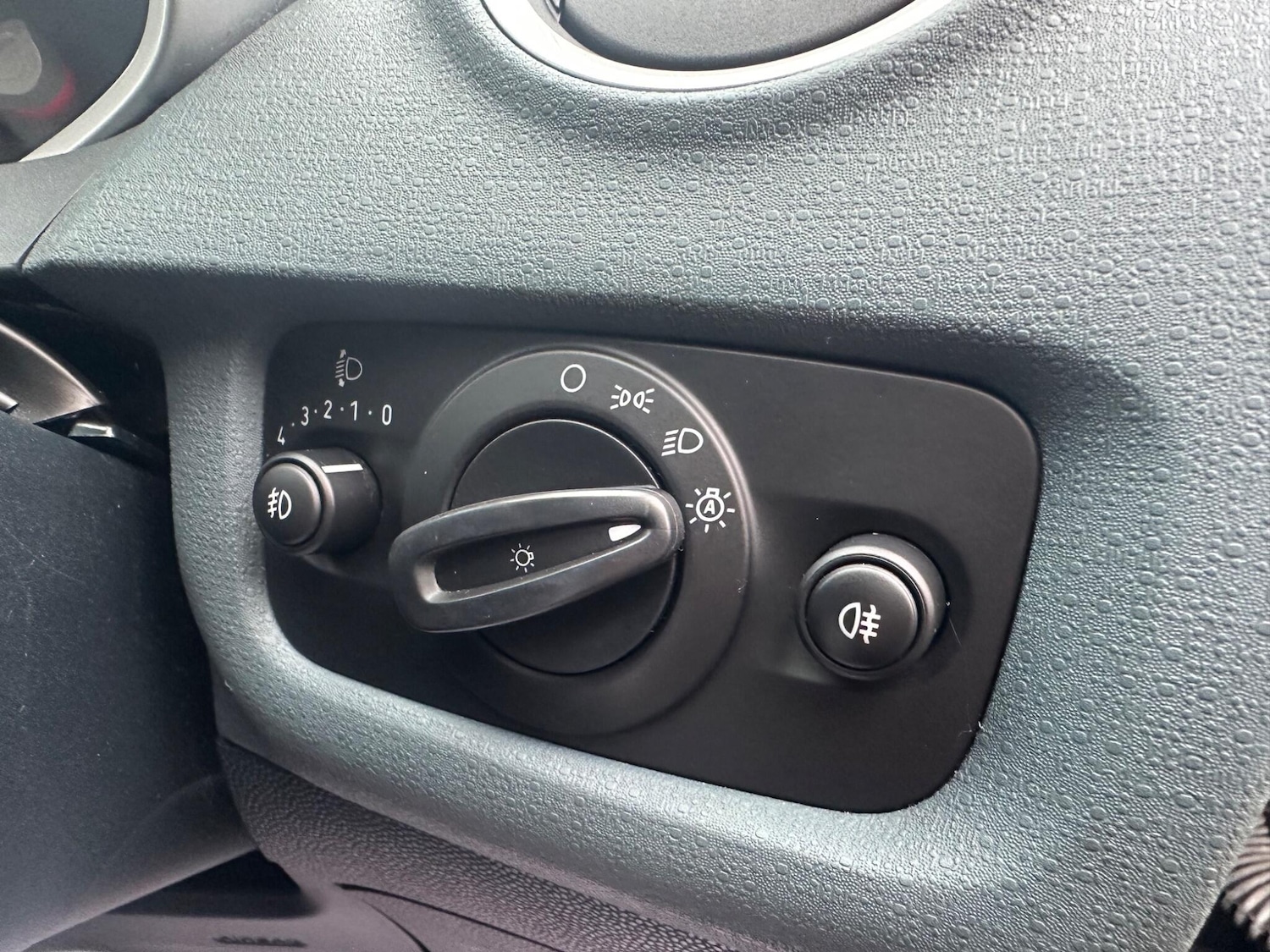 Used Ford Fiesta 2010 for sale - 76485071: Photo 26