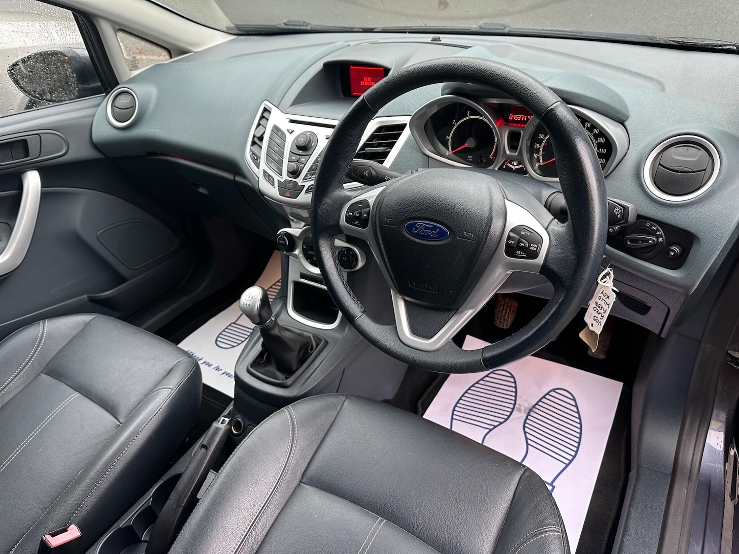 Used Ford Fiesta 2010 for sale - 76485071: Photo 8