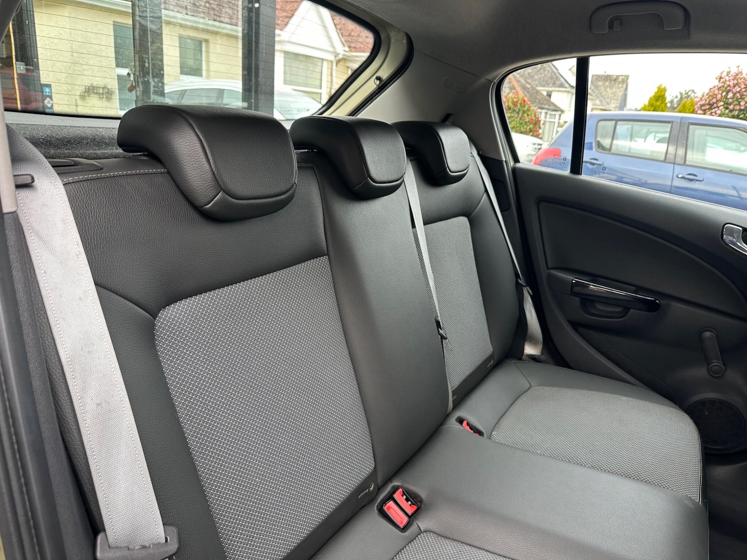 Used Vauxhall Corsa 2007 for sale - 77993137: Photo 10