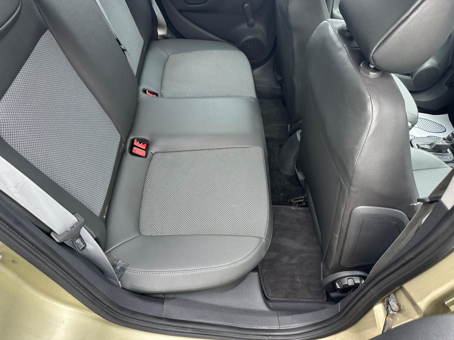 Used Vauxhall Corsa 2007 for sale - 77993137: Photo 11