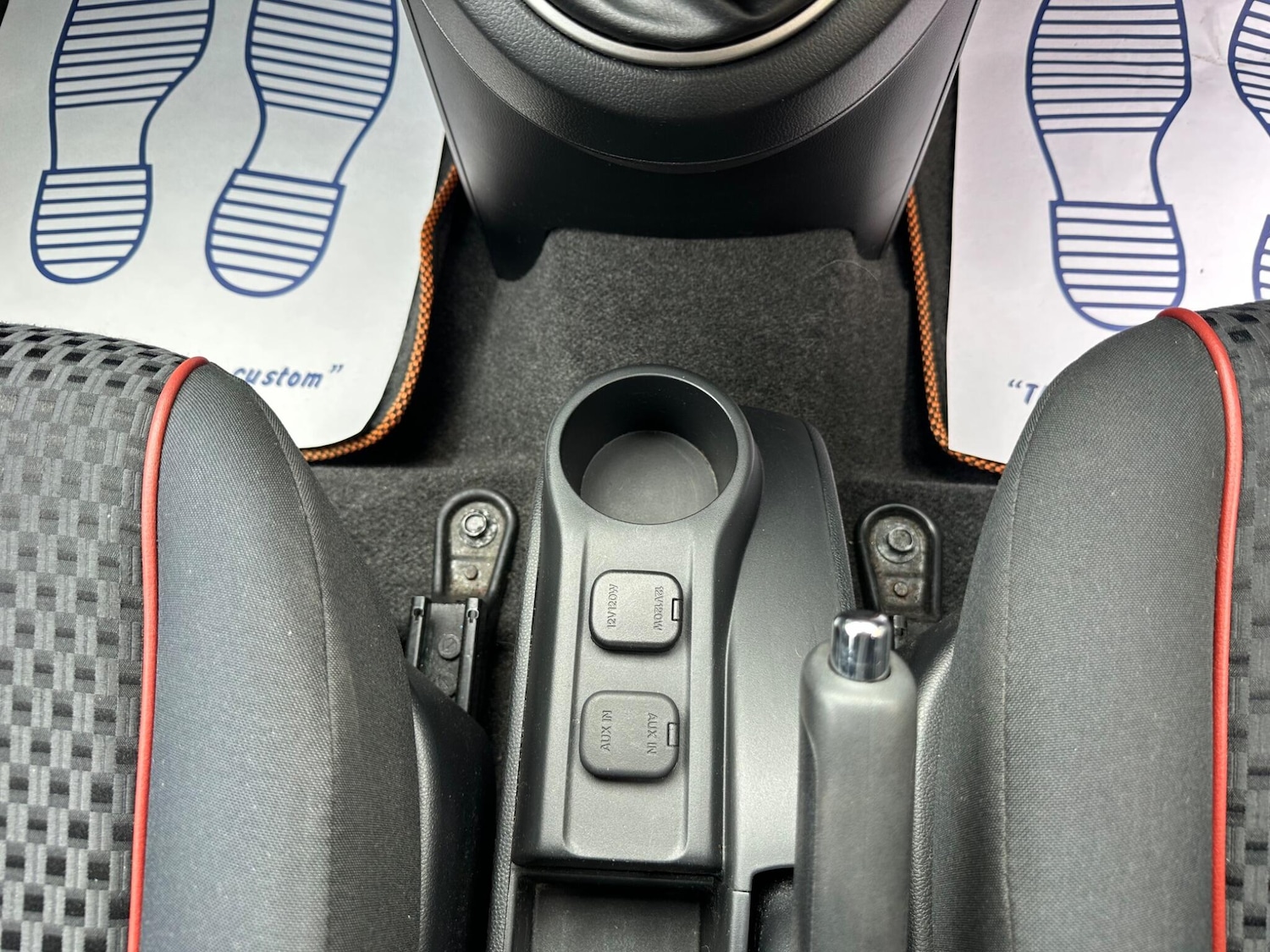 Used Mazda Mazda2 2011 for sale - 77993134: Photo 30