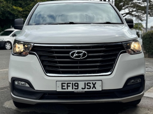 Used Hyundai i800 2019 for sale - 76336418: Photo 11