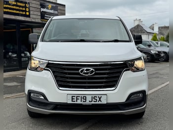 Used Hyundai i800 2019 for sale - 76336418: Photo 3