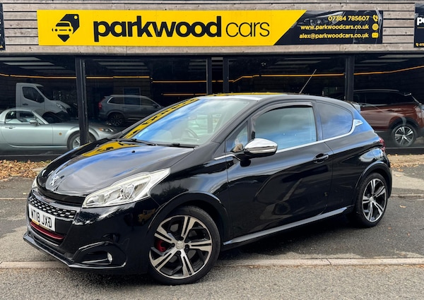 Used Peugeot 208 2018 for sale - 76200396: Photo 1