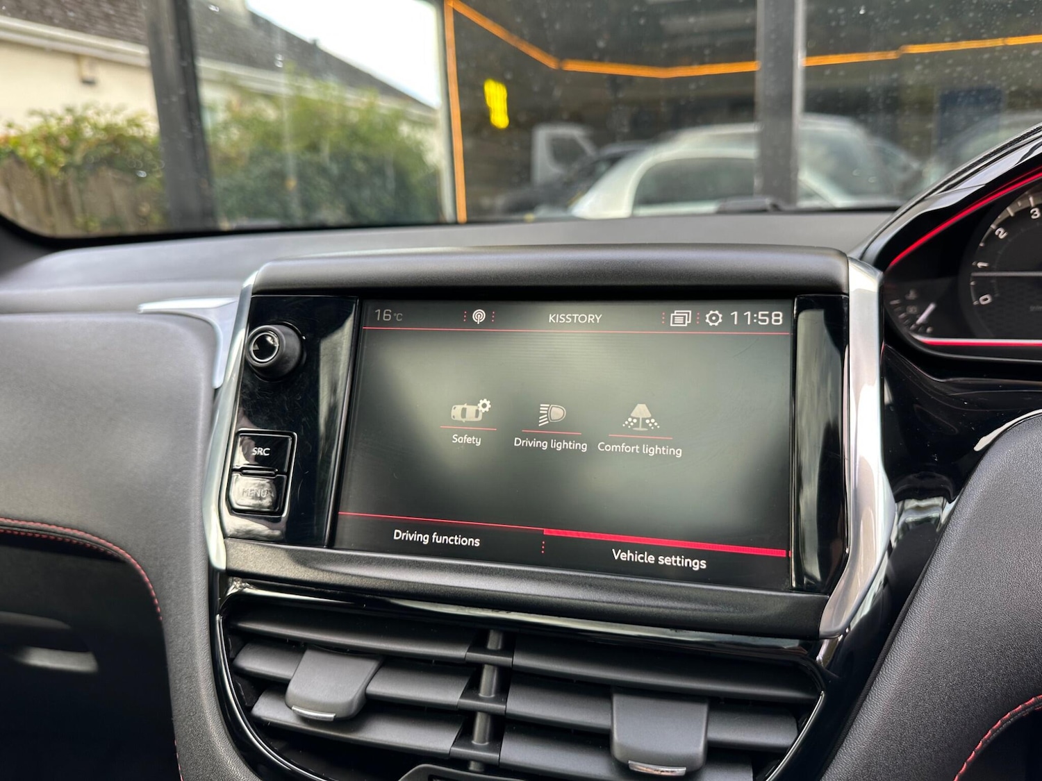 Used Peugeot 208 2018 for sale - 76200396: Photo 22