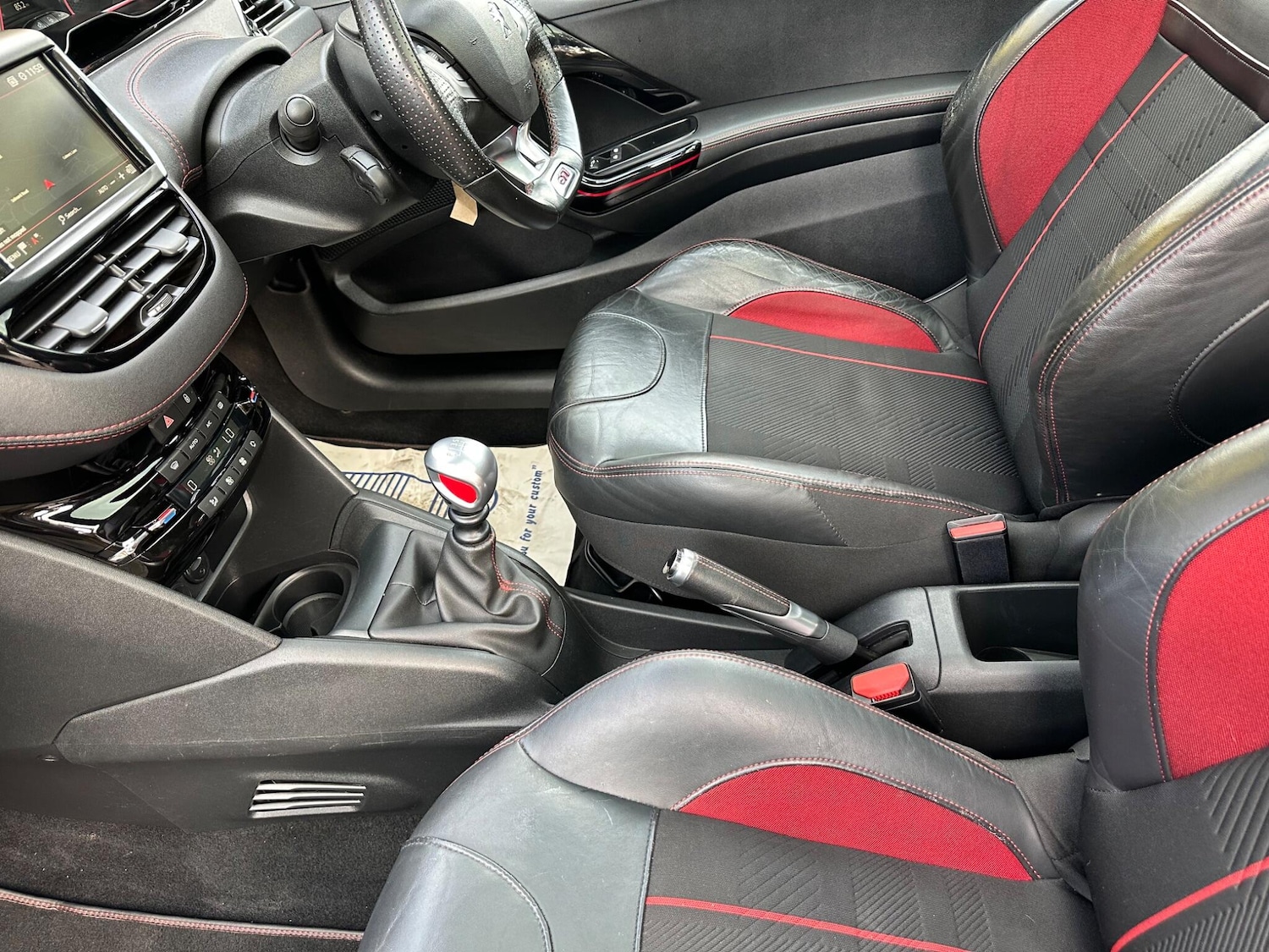 Used Peugeot 208 2018 for sale - 76200396: Photo 35