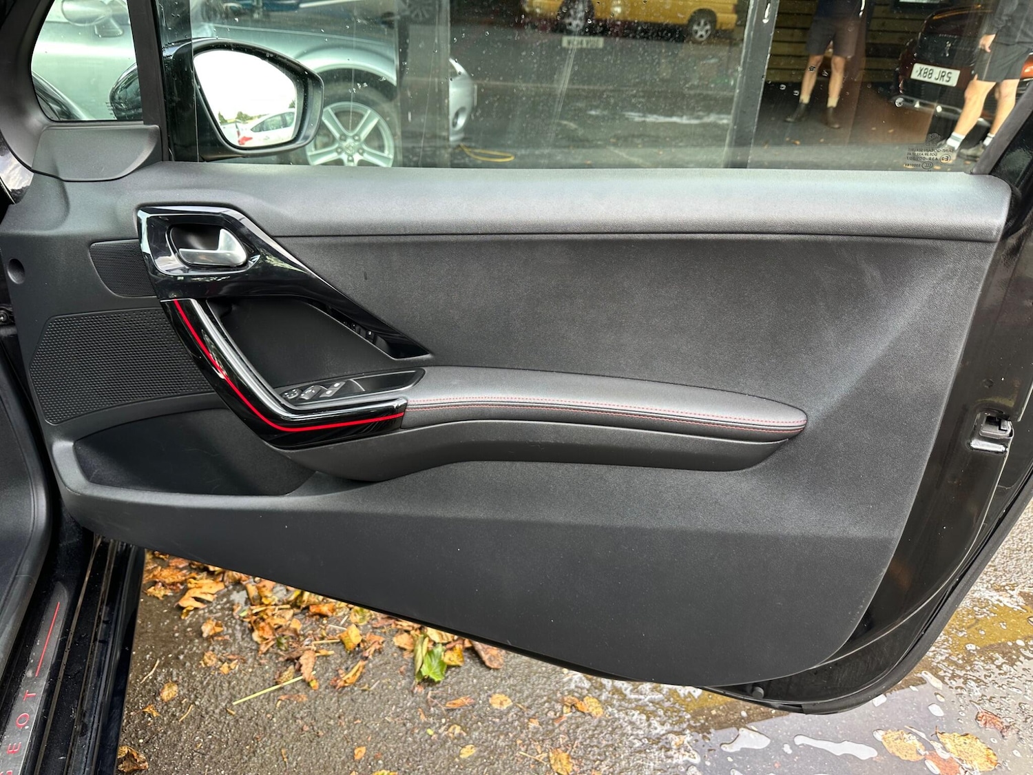 Used Peugeot 208 2018 for sale - 76200396: Photo 7