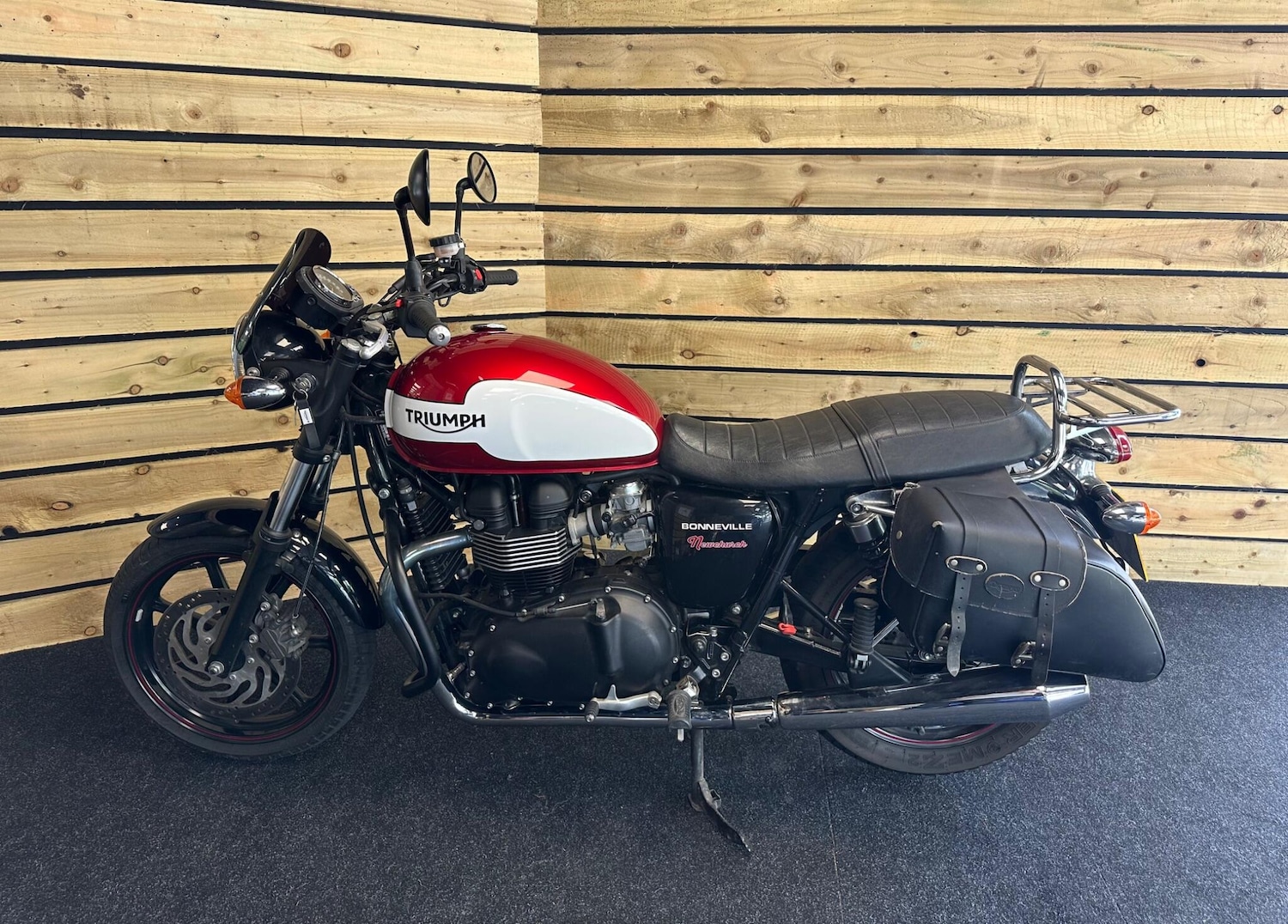 Used Triumph Bonneville Newchurch 2015 for sale - 78471231: Photo 3