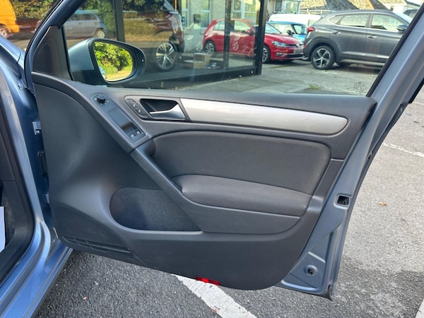 Used Volkswagen Golf 2009 for sale - 76136314: Photo 14