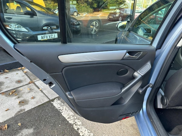 Used Volkswagen Golf 2009 for sale - 76136314: Photo 30