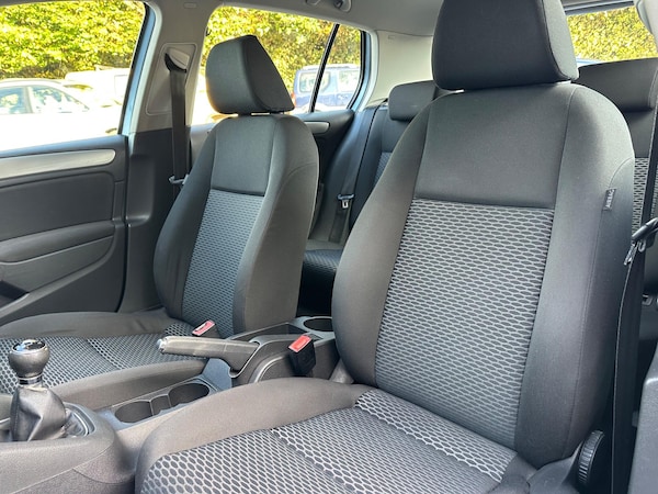 Used Volkswagen Golf 2009 for sale - 76136314: Photo 40
