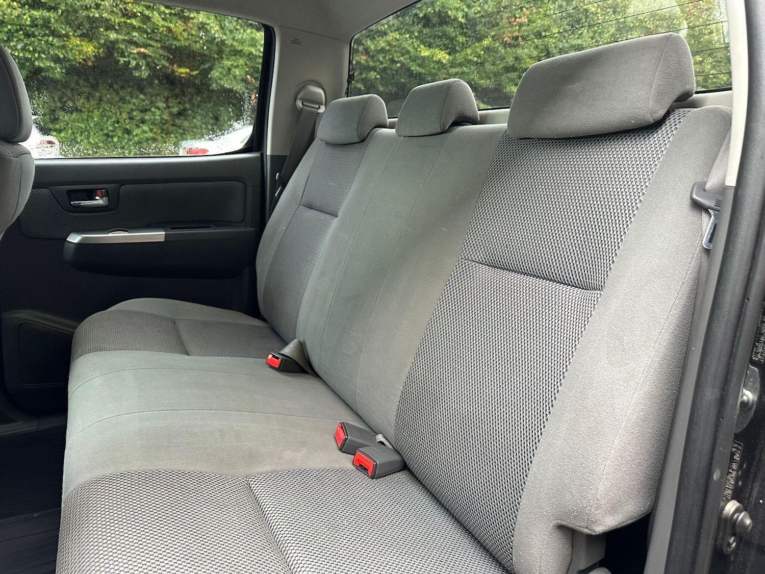 Used Toyota Hilux 2013 for sale - 76327340: Photo 12