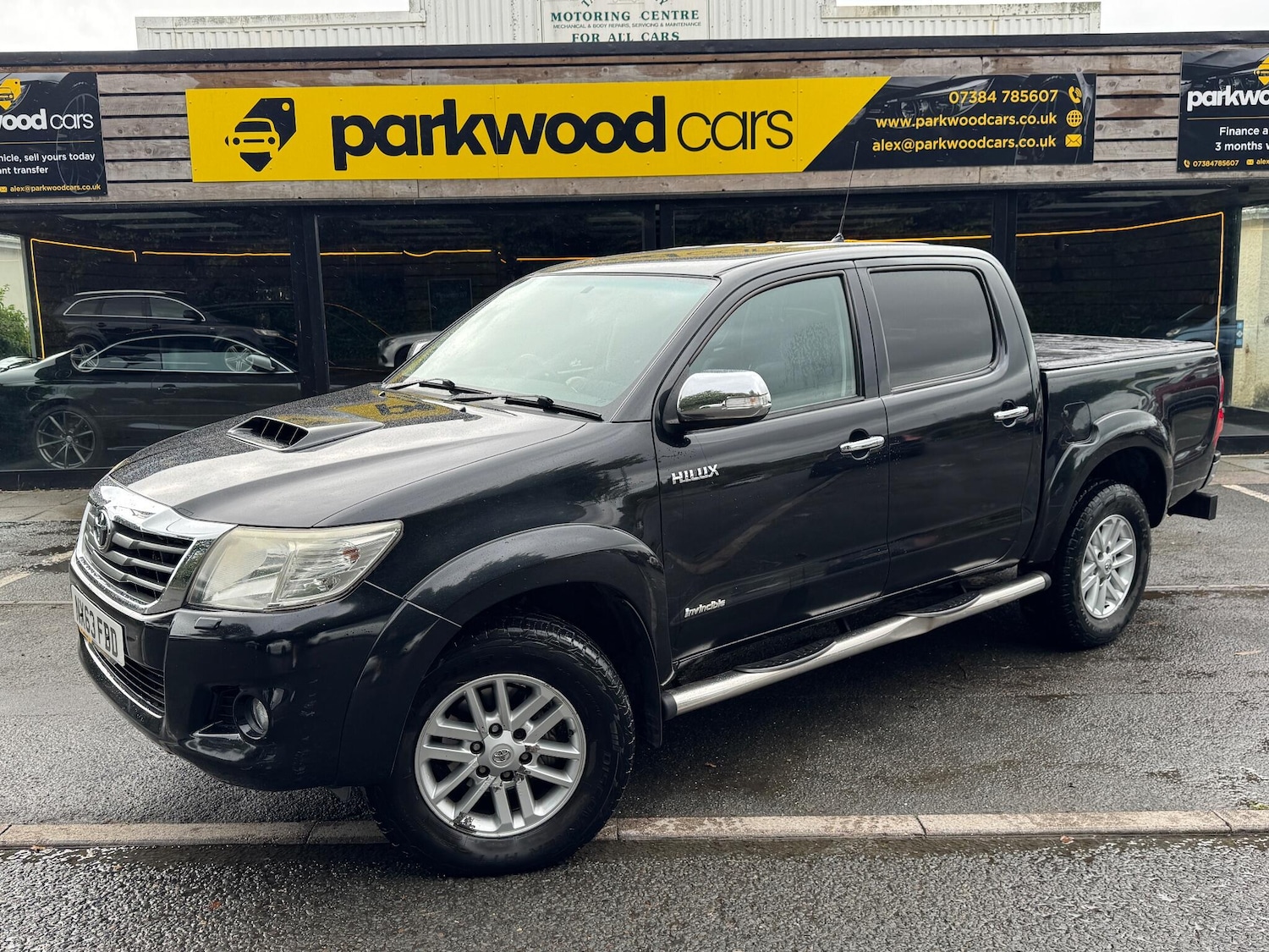 Used Toyota Hilux 2013 for sale - 76327340: Photo 2