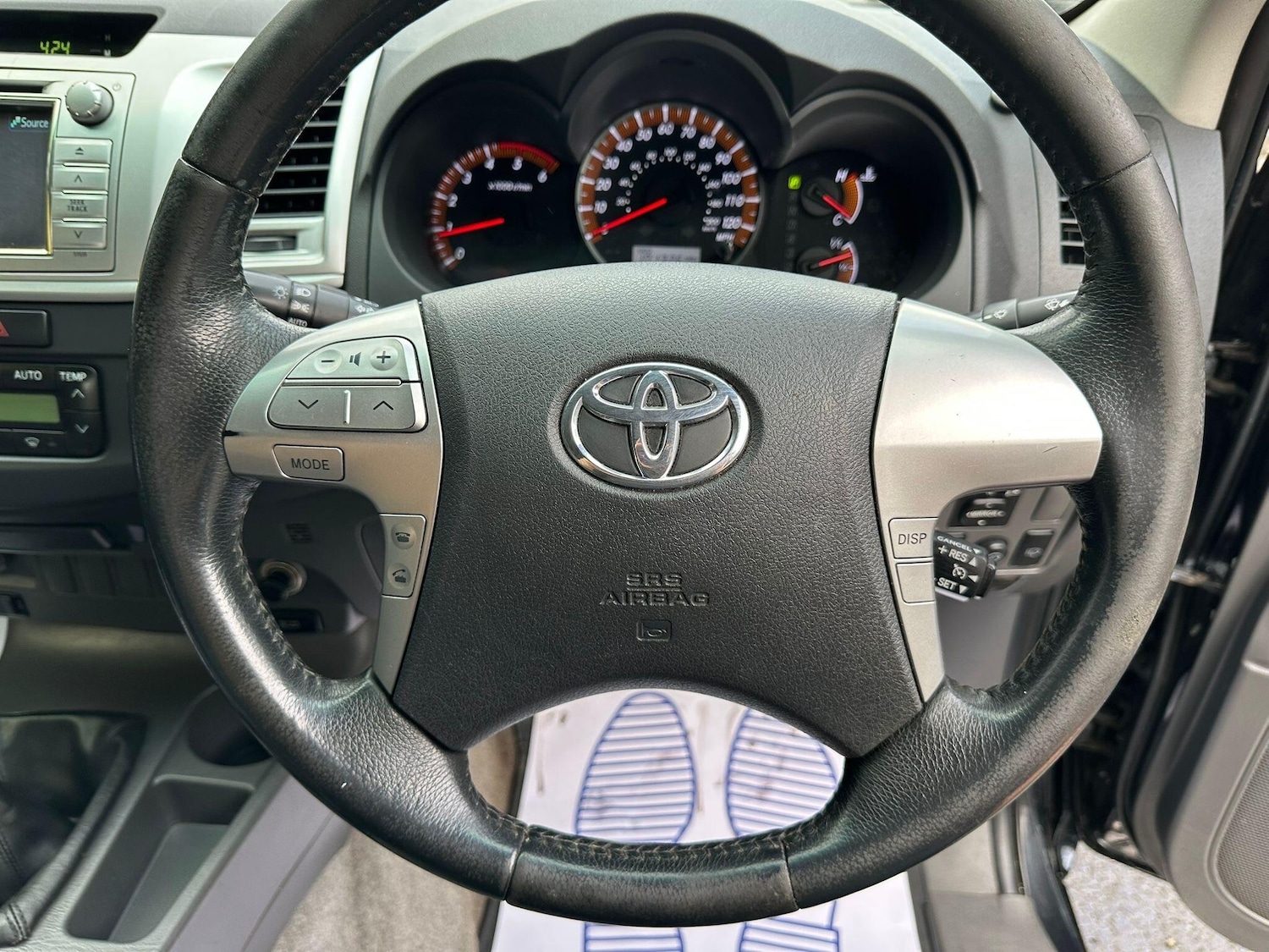 Used Toyota Hilux 2013 for sale - 76327340: Photo 30