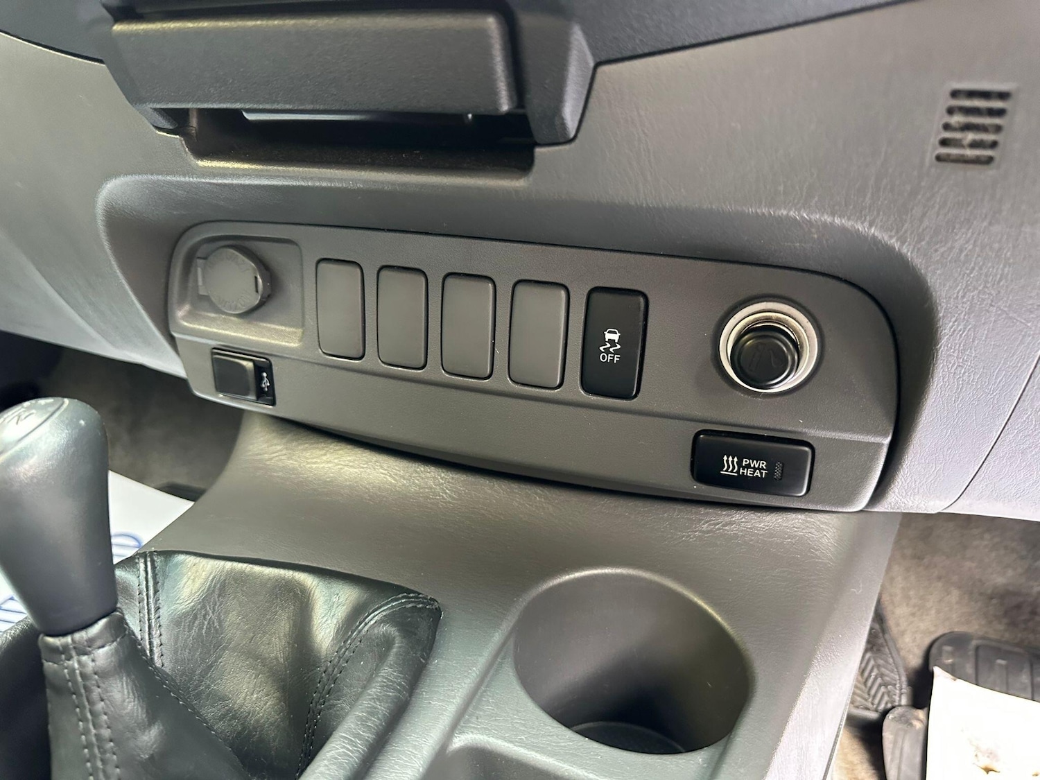 Used Toyota Hilux 2013 for sale - 76327340: Photo 33