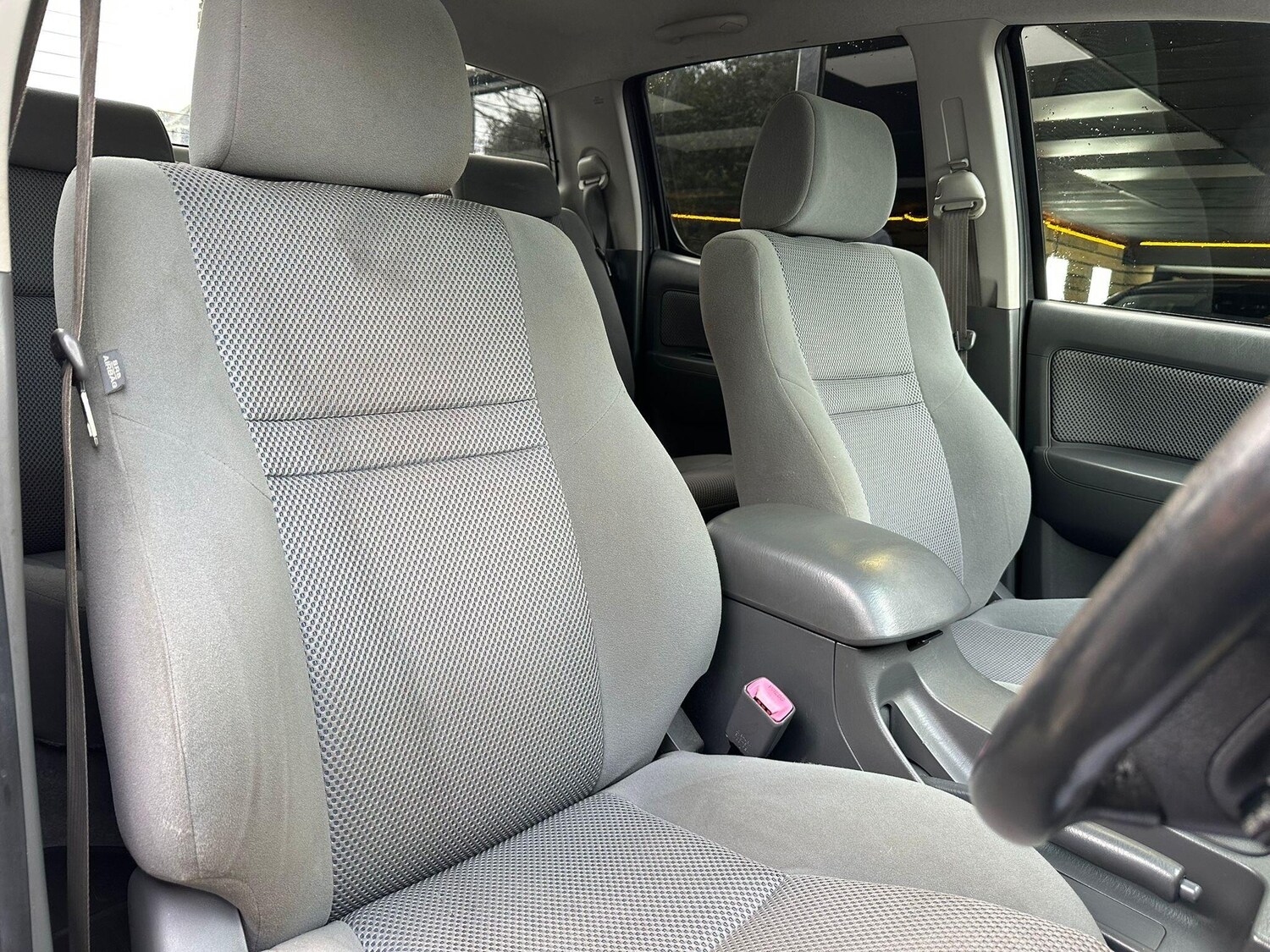 Used Toyota Hilux 2013 for sale - 76327340: Photo 36