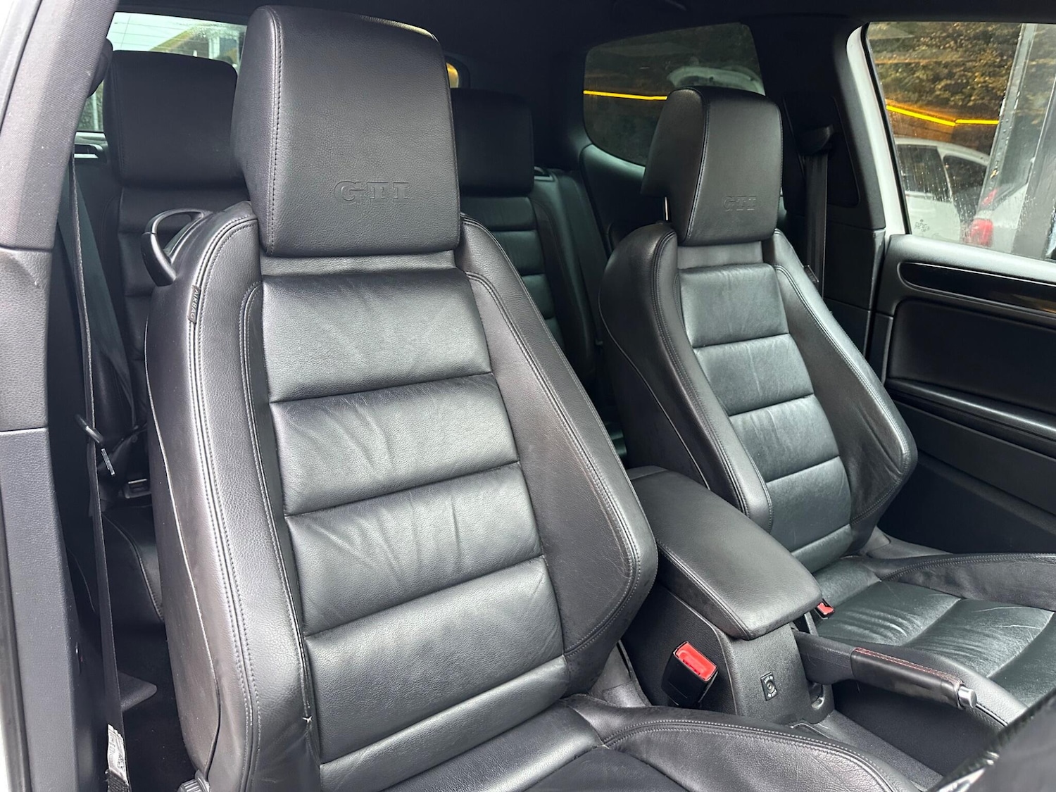 Used Volkswagen Golf 2010 for sale - 76424906: Photo 24