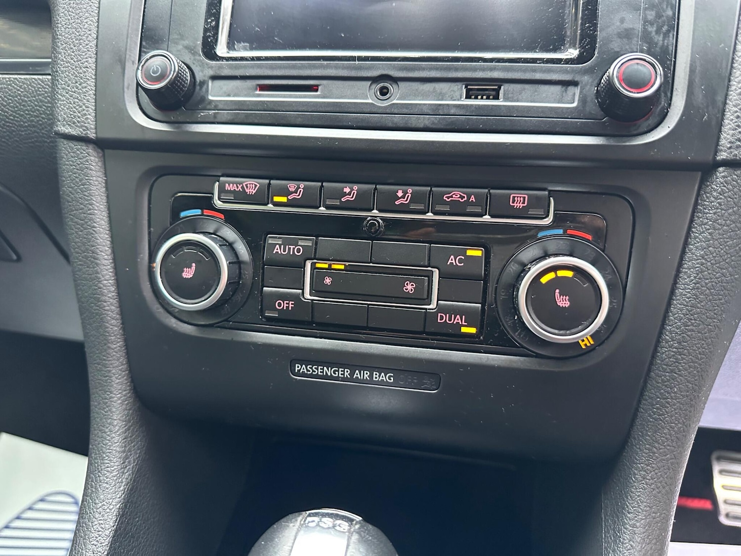 Used Volkswagen Golf 2010 for sale - 76424906: Photo 29