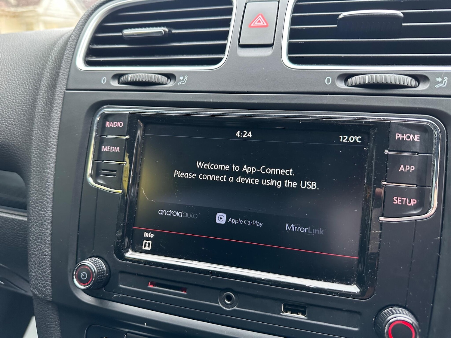 Used Volkswagen Golf 2010 for sale - 76424906: Photo 32