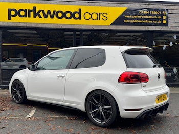 Used Volkswagen Golf 2010 for sale - 76424906: Photo