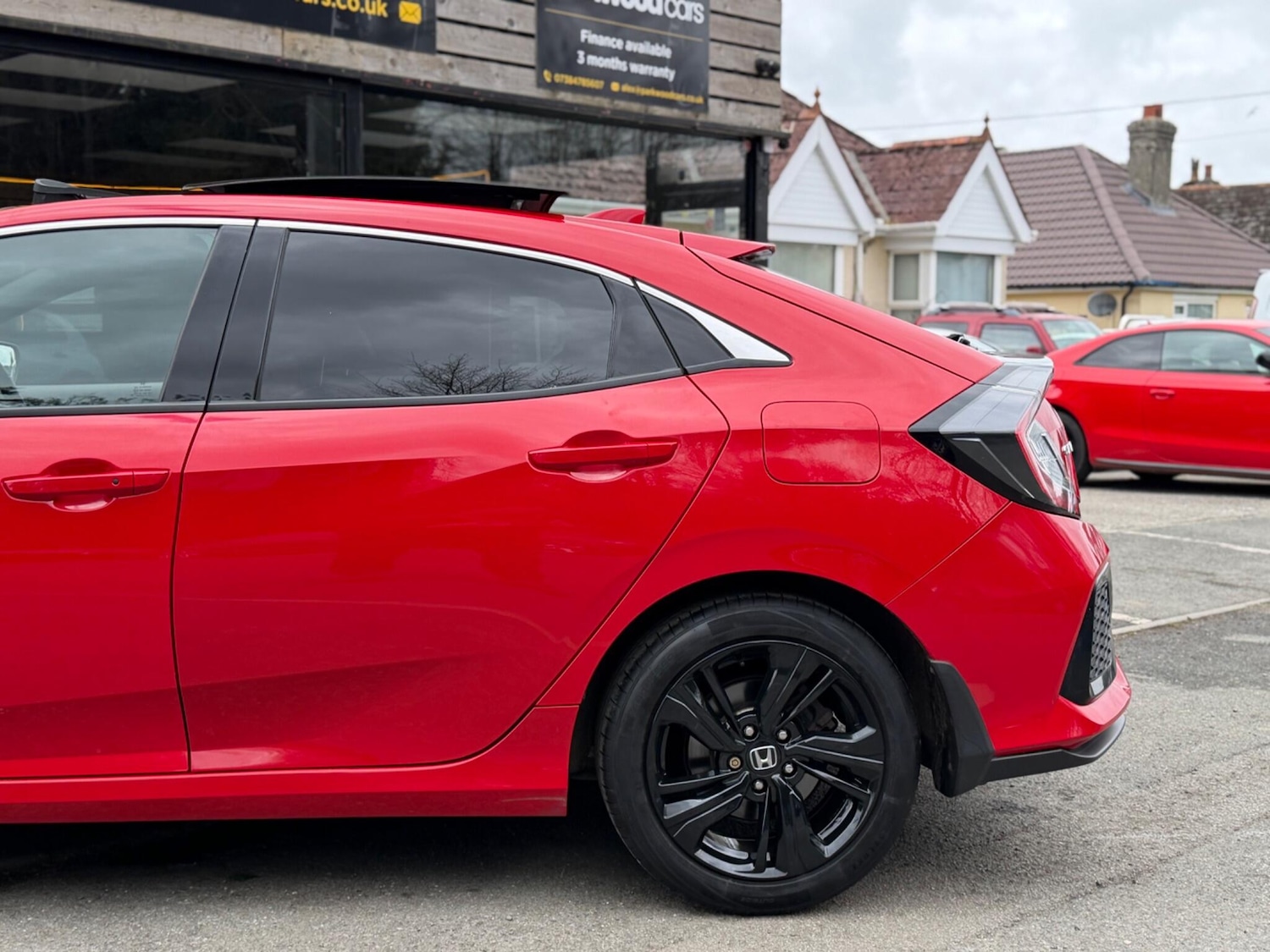 Used Honda Civic 2017 for sale - 78100120: Photo 15