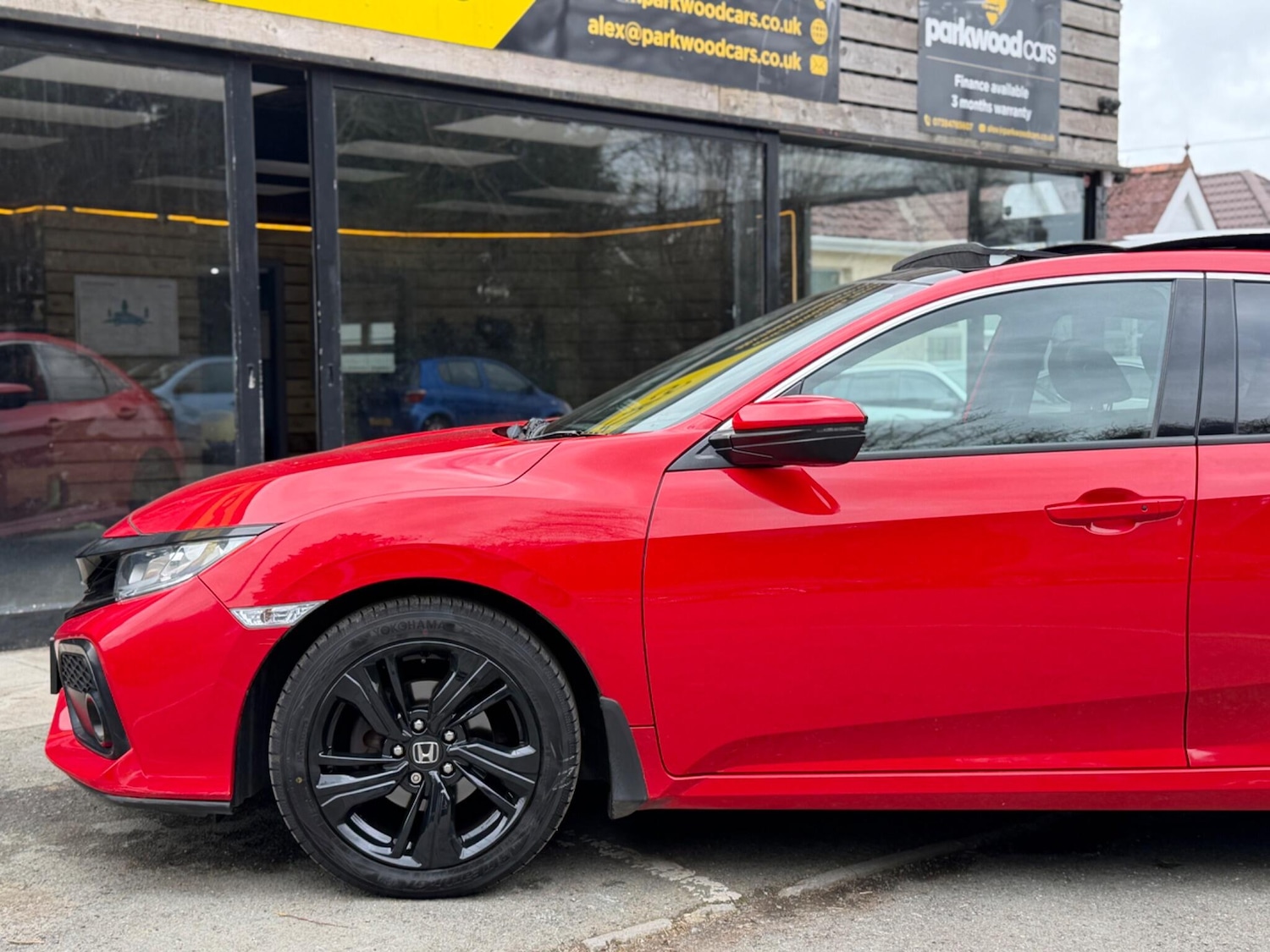 Used Honda Civic 2017 for sale - 78100120: Photo 16