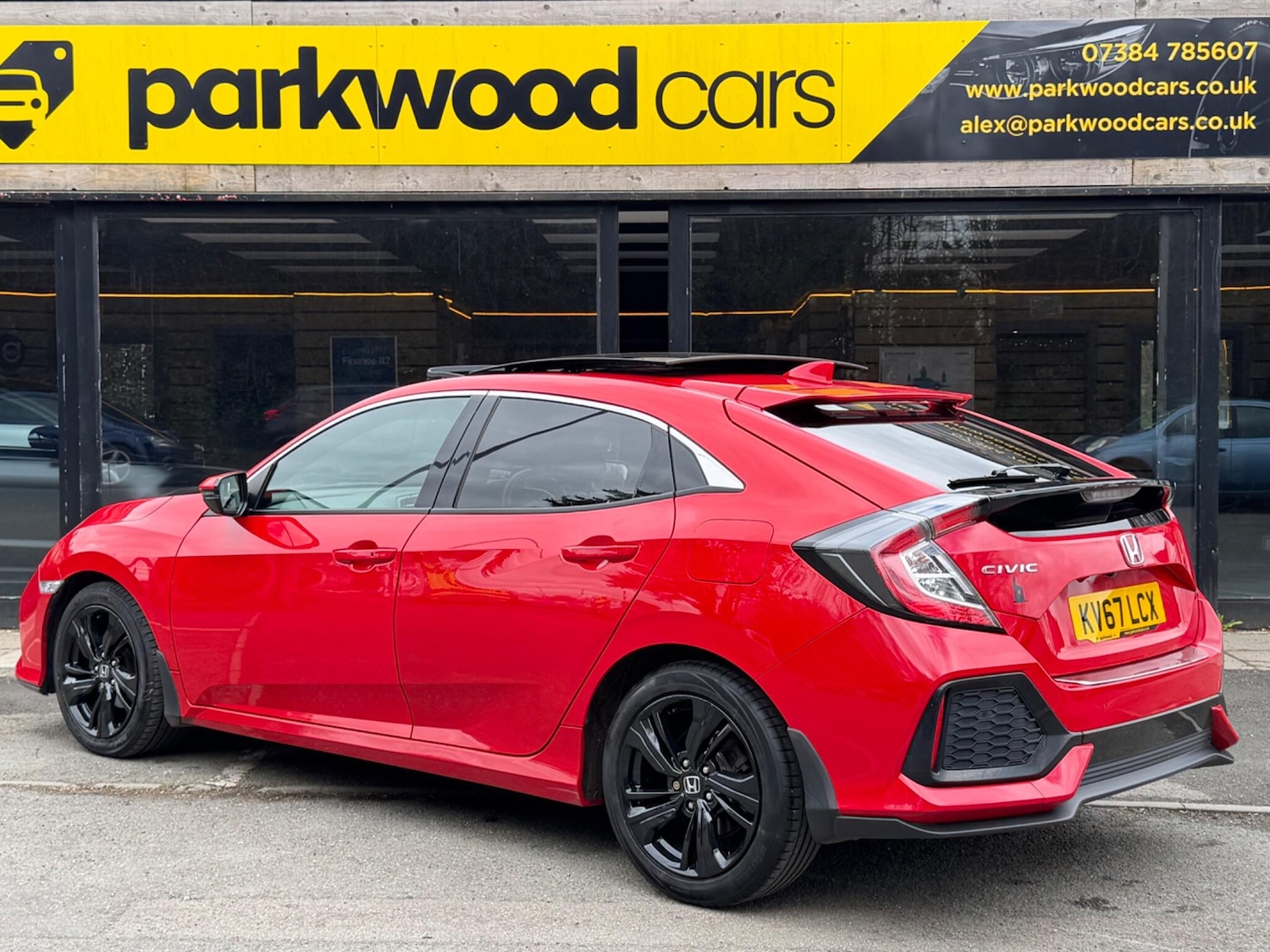 Used Honda Civic 2017 for sale - 78100120: Photo 8