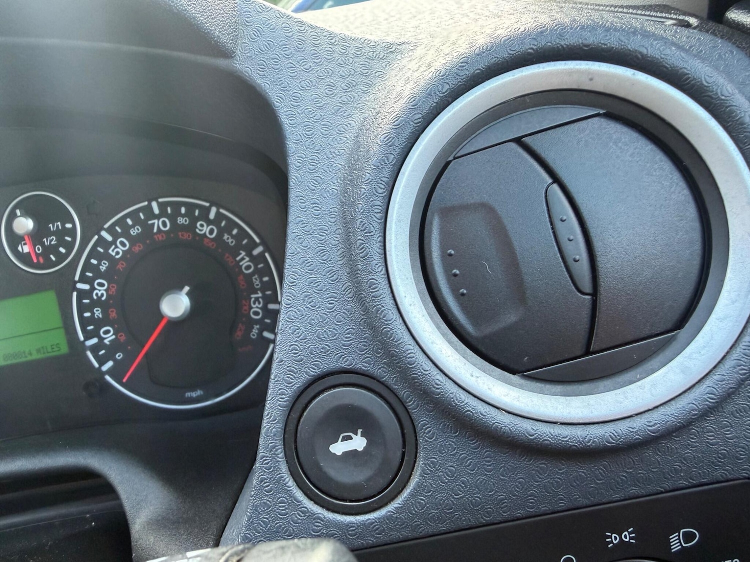 Used Ford Fusion 2009 for sale - 78157490: Photo 47