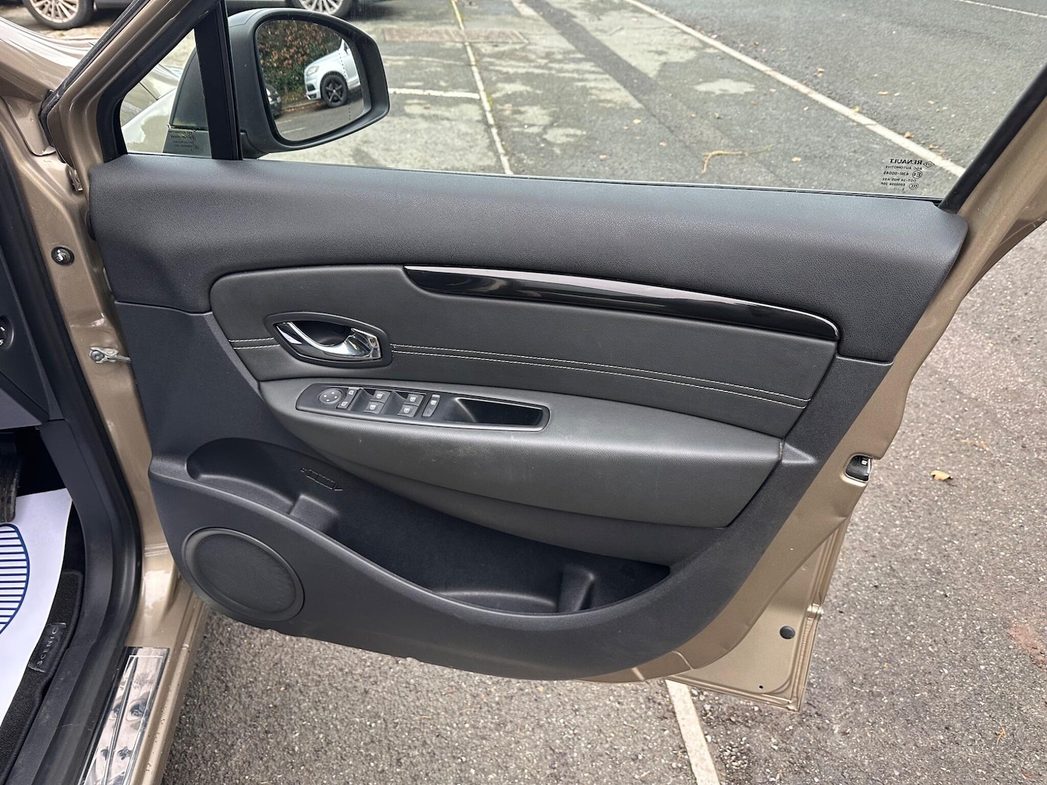 Used Renault Scenic 2013 for sale - 77411806: Photo 29