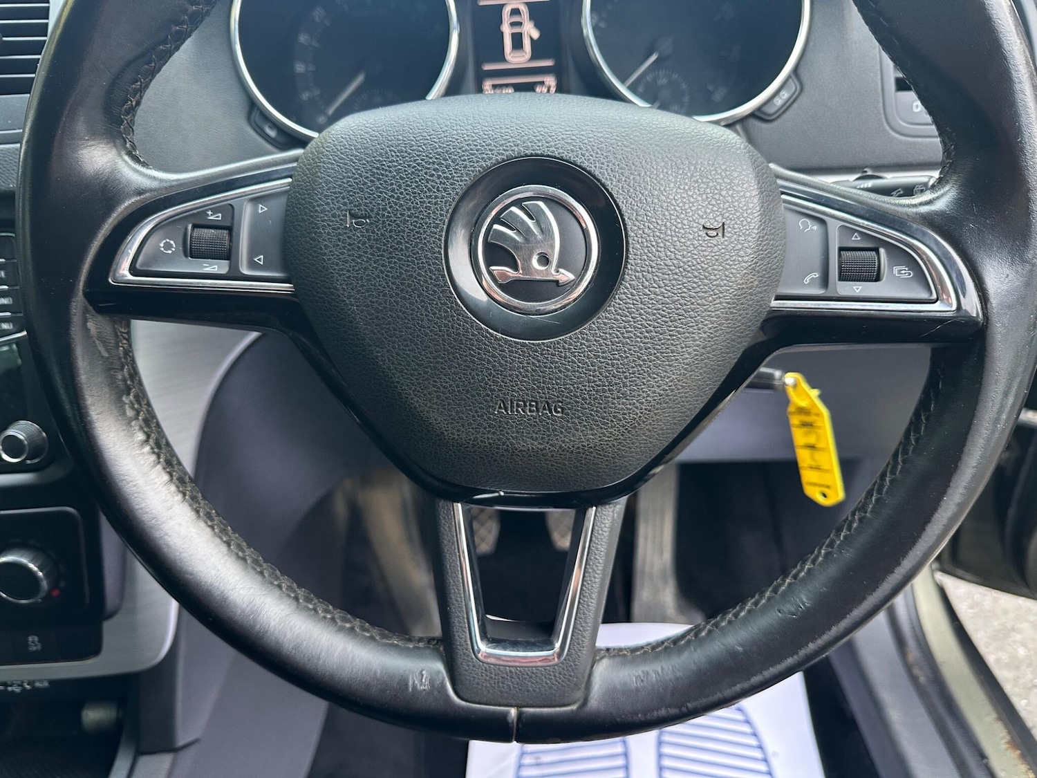 Used Skoda Yeti 2016 for sale - 76584529: Photo 35