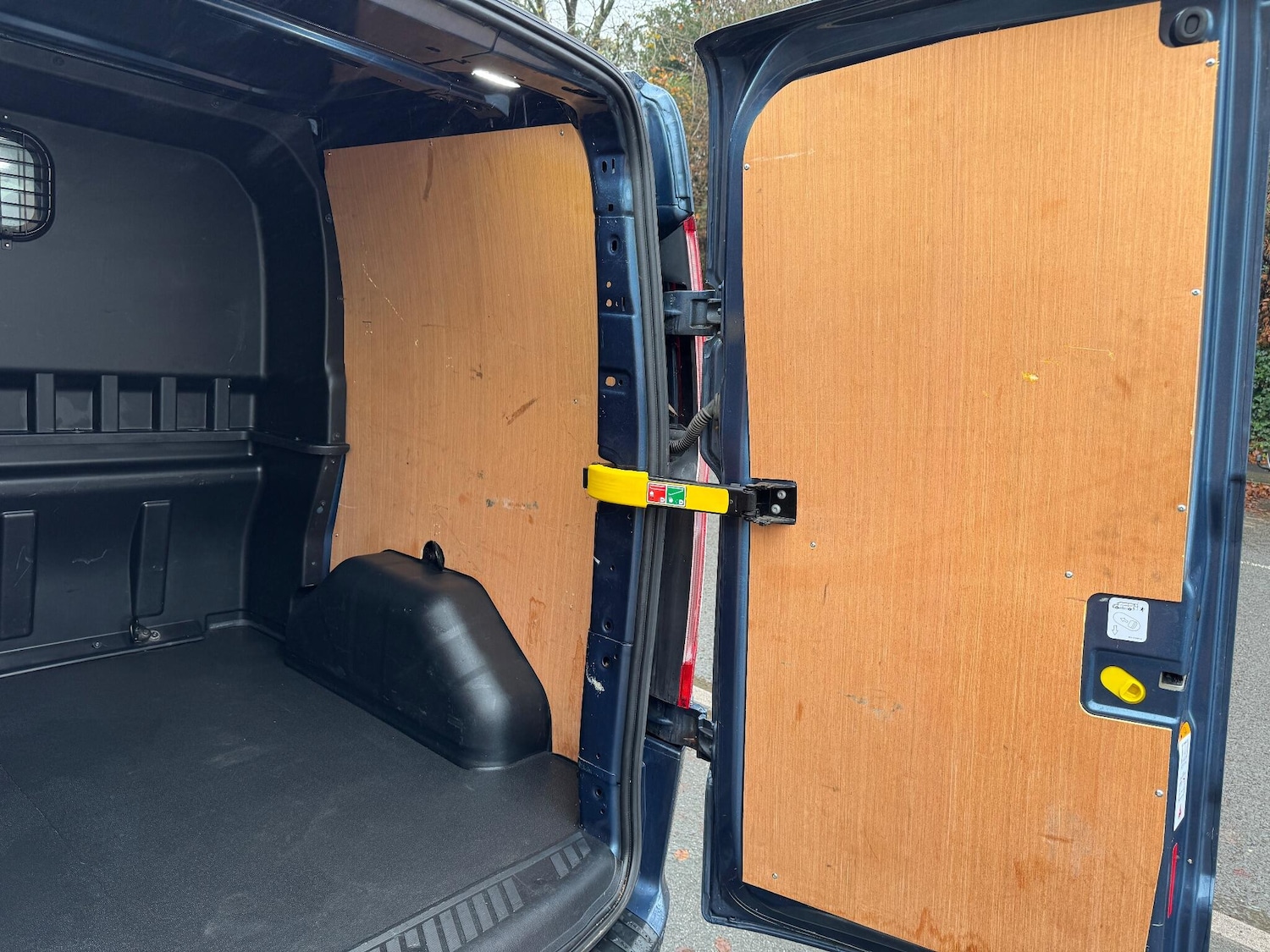 Used Ford Transit Custom 2020 for sale - 76728970: Photo 30