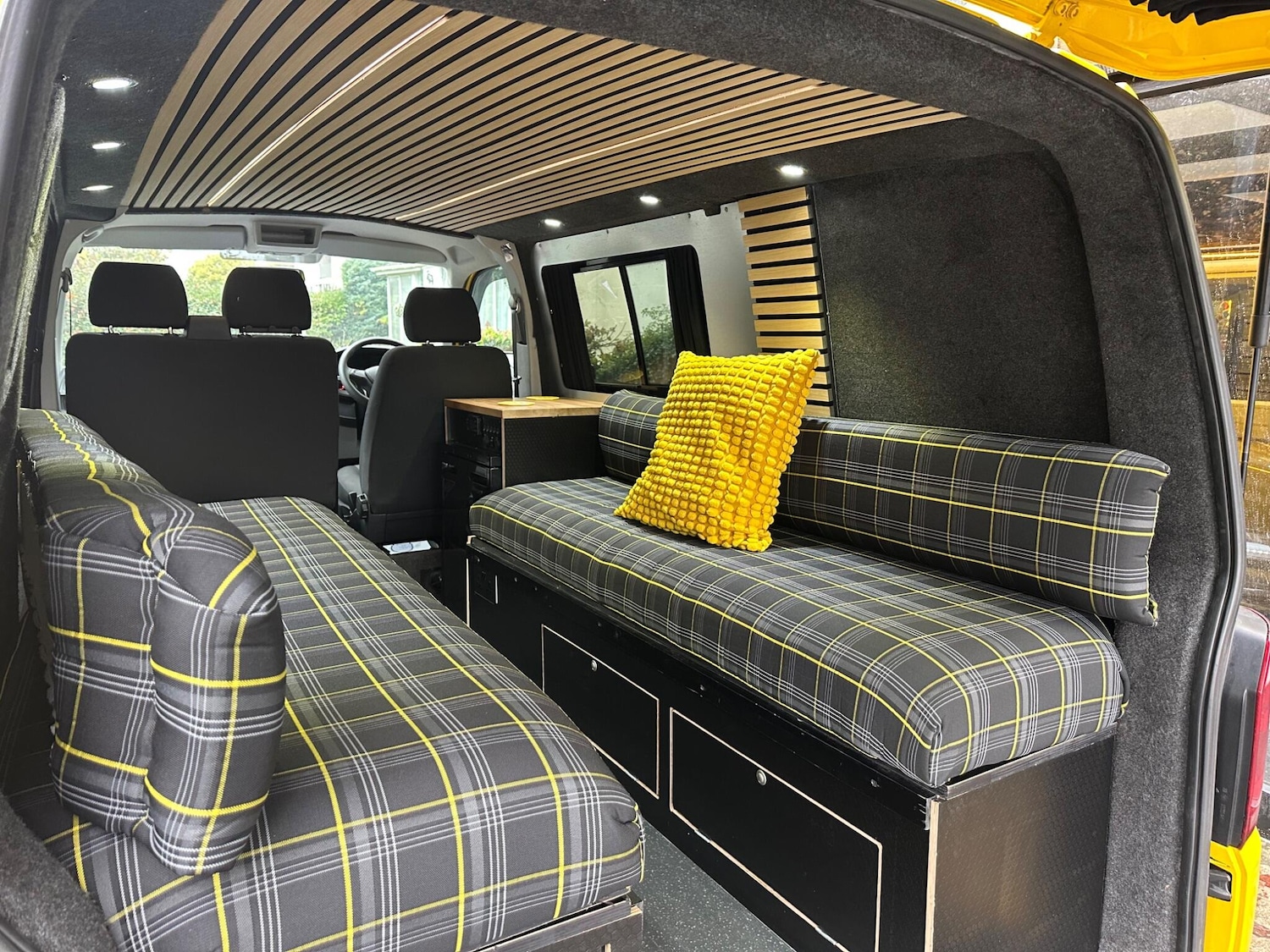 Used Volkswagen Transporter 2017 for sale - 76512847: Photo 30