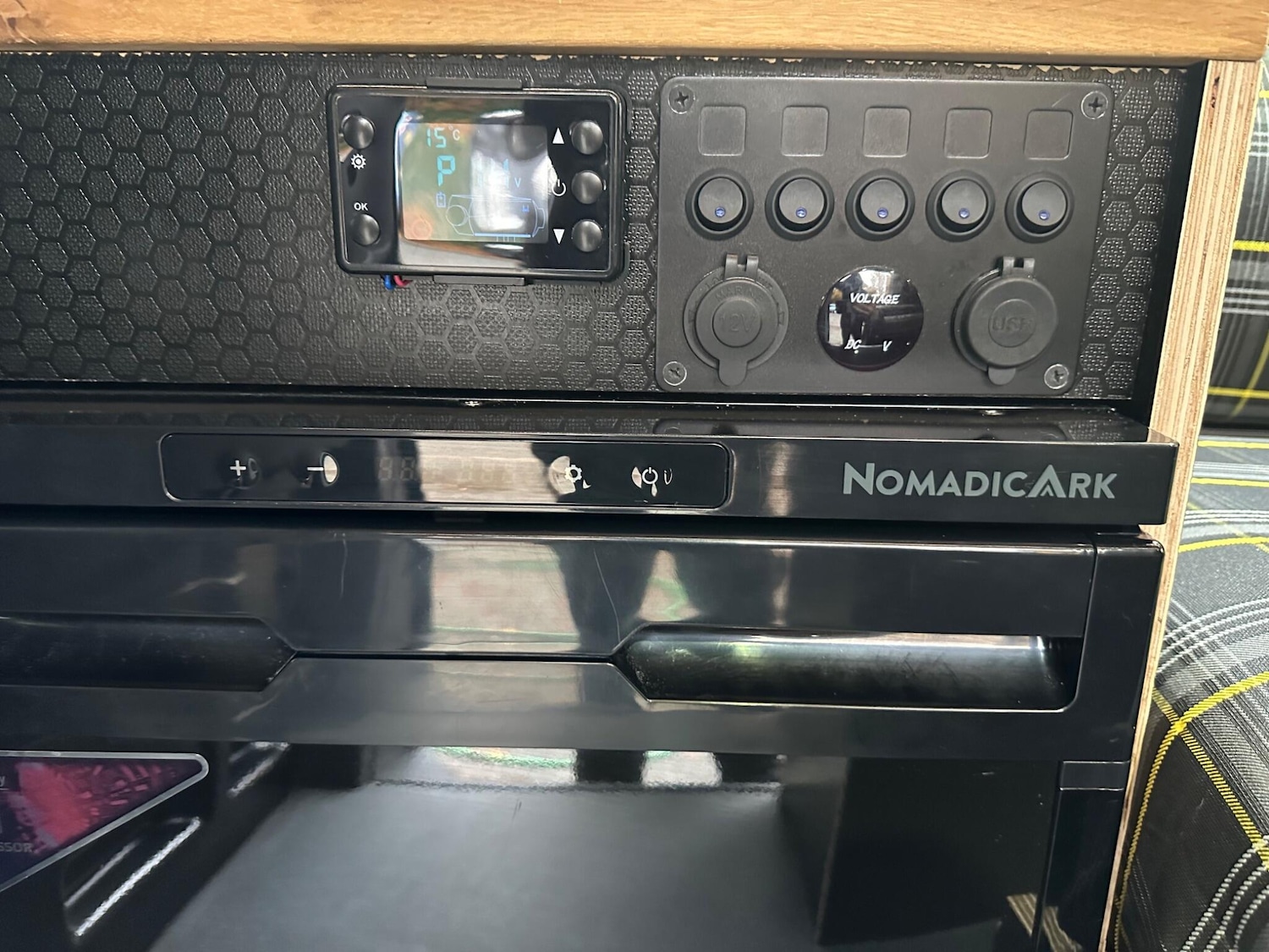 Used Volkswagen Transporter 2017 for sale - 76512847: Photo 42