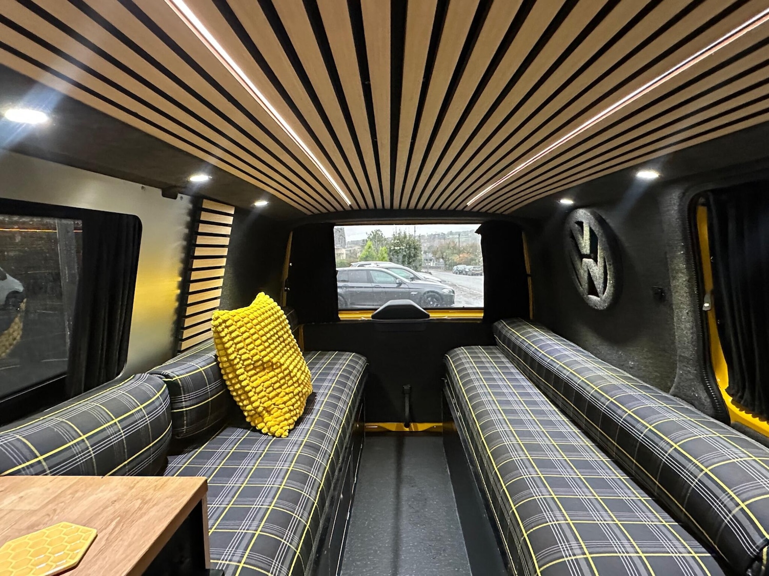 Used Volkswagen Transporter 2017 for sale - 76512847: Photo 51