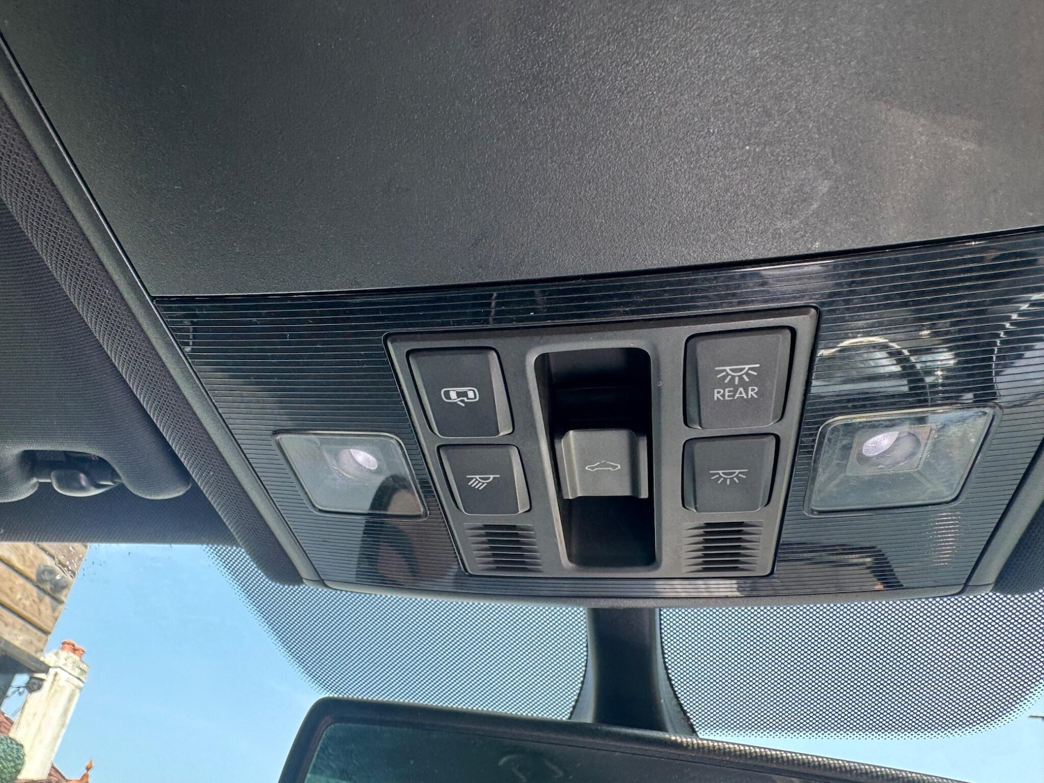 Vehicle 33