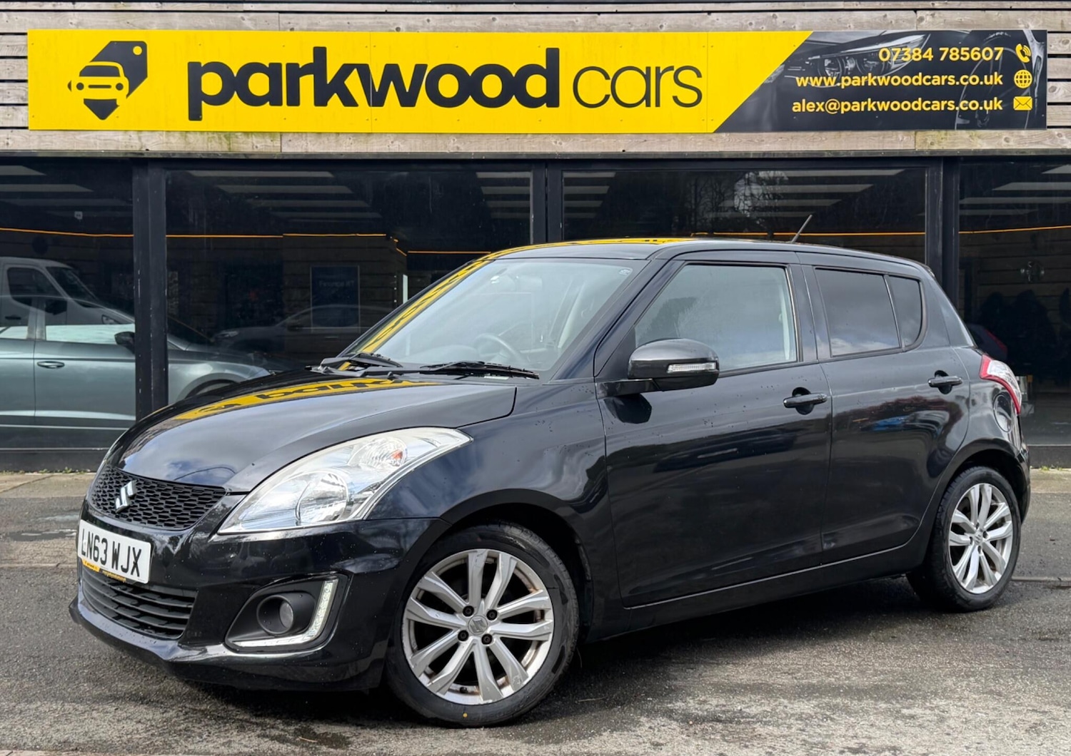 Used Suzuki Swift for sale - 77824132: Photo 2