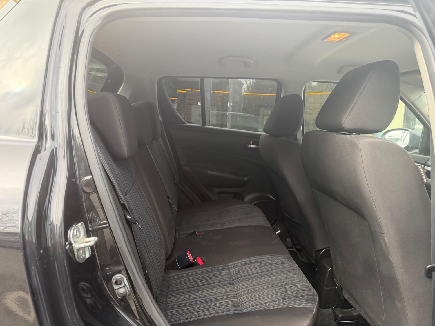 Used Suzuki Swift for sale - 77824132: Photo 32