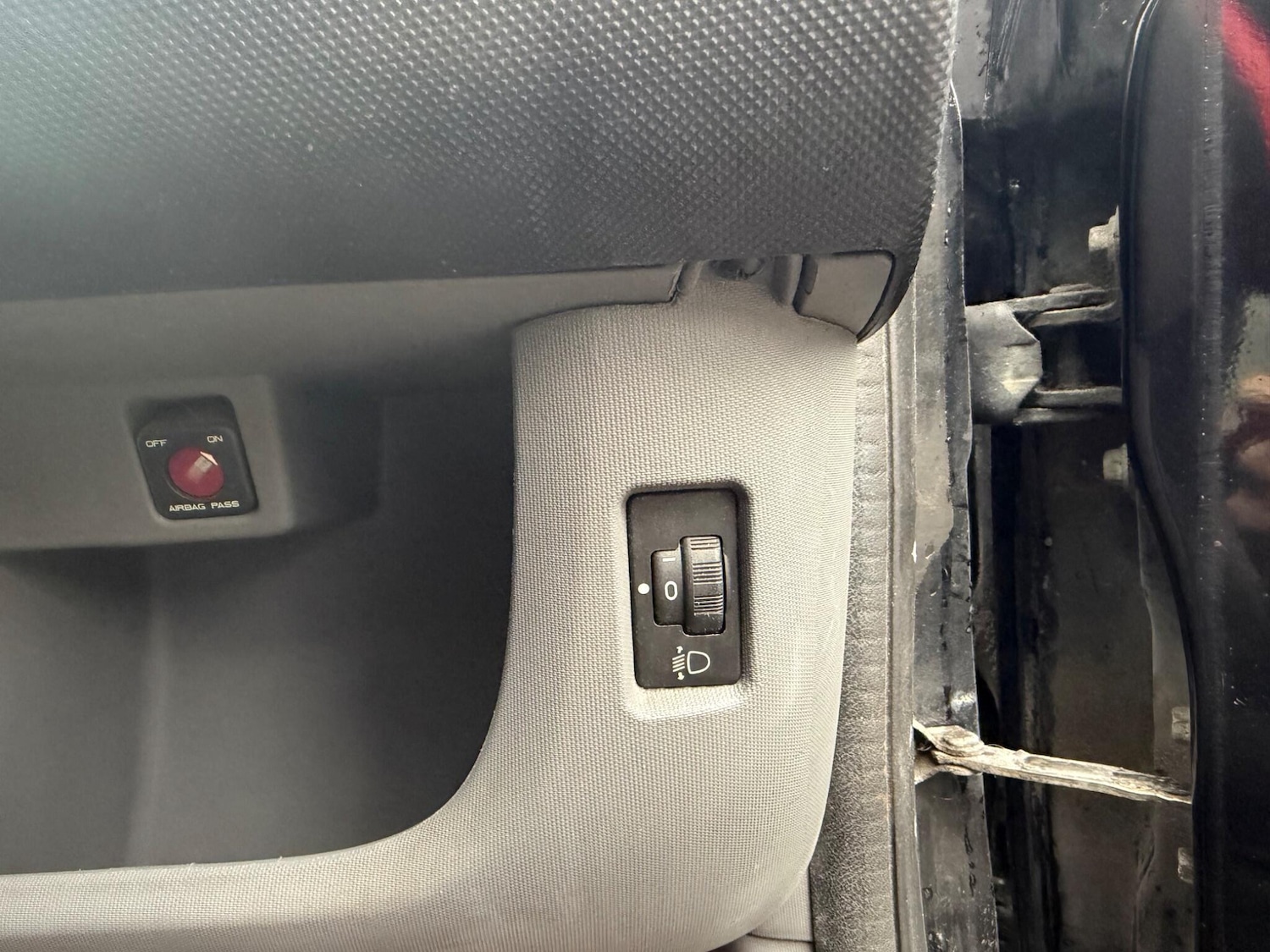 Used Peugeot 107 for sale - 77612959: Photo 31