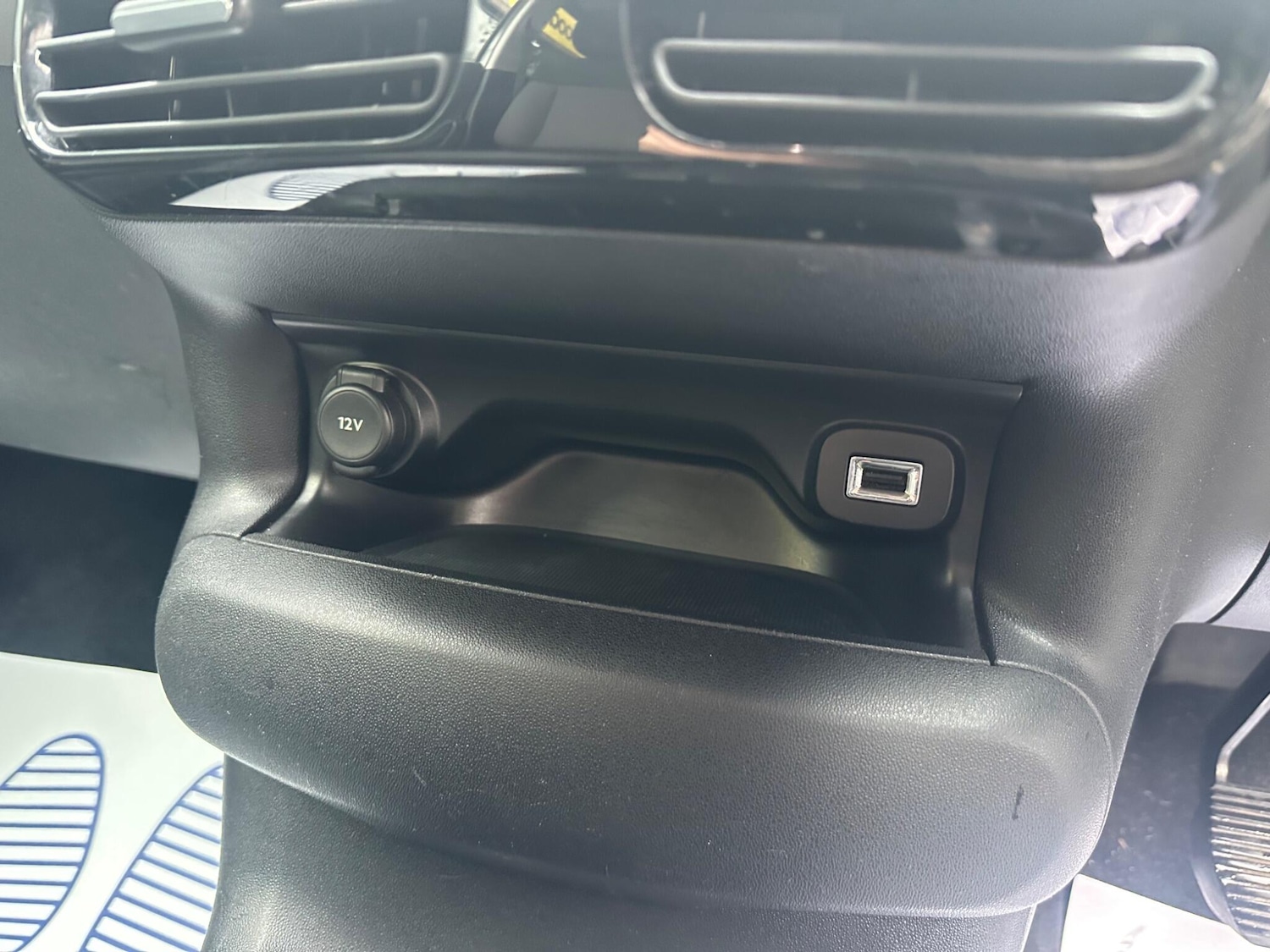 Used Citroen C4 Cactus 2016 for sale - 77524236: Photo 22