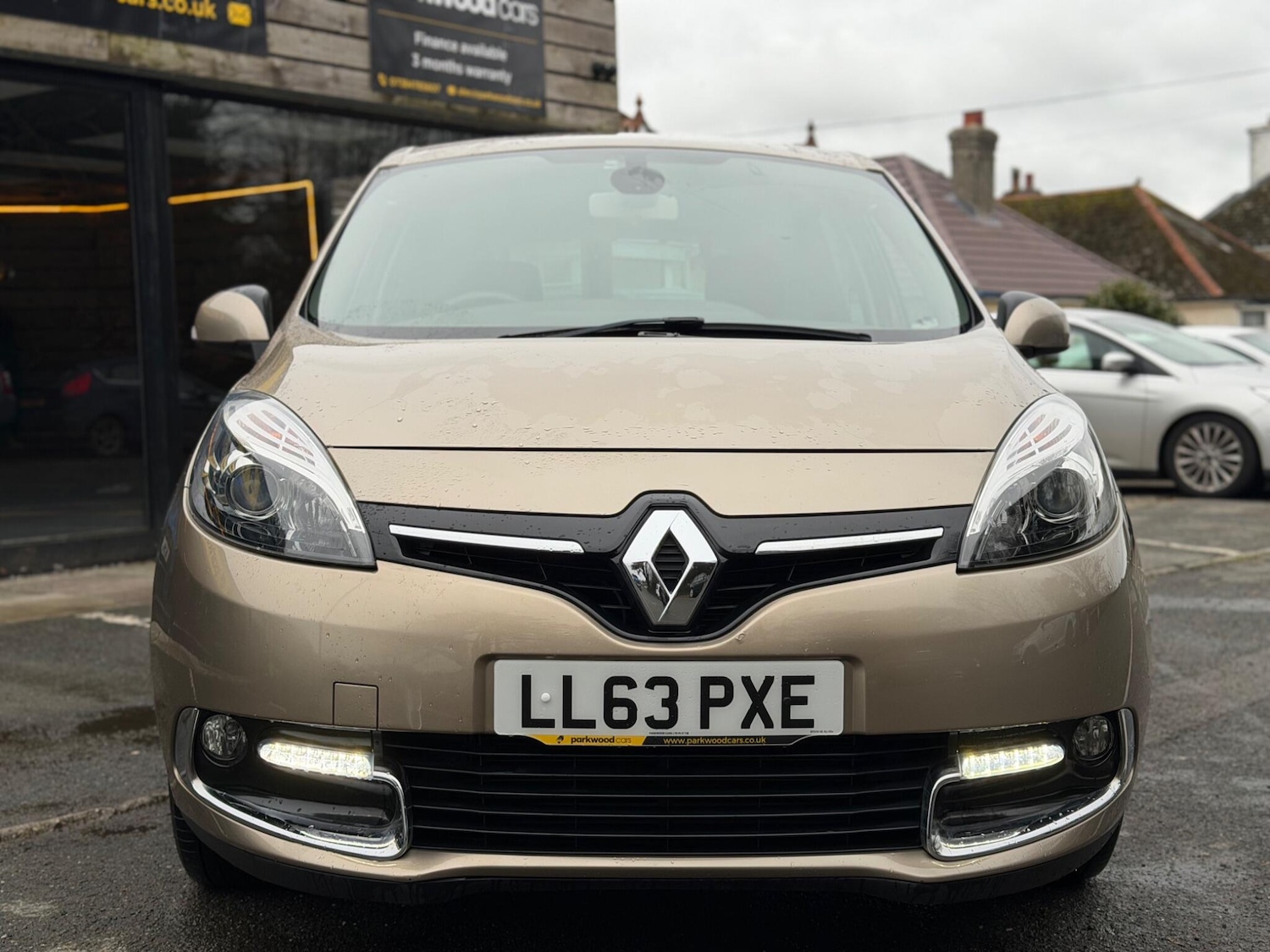Used Renault Scenic 2013 for sale - 77723512: Photo 2